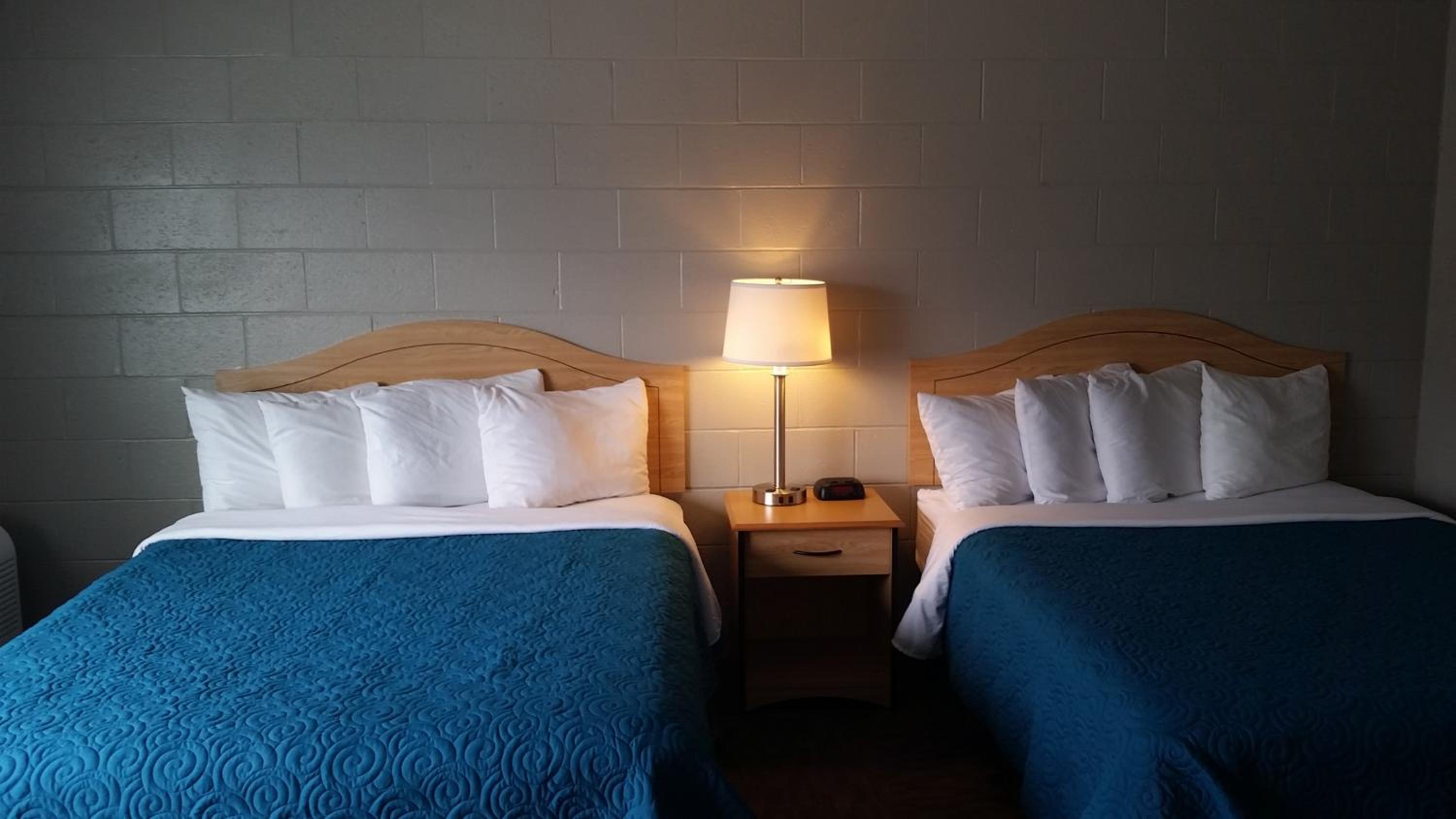 Motel West