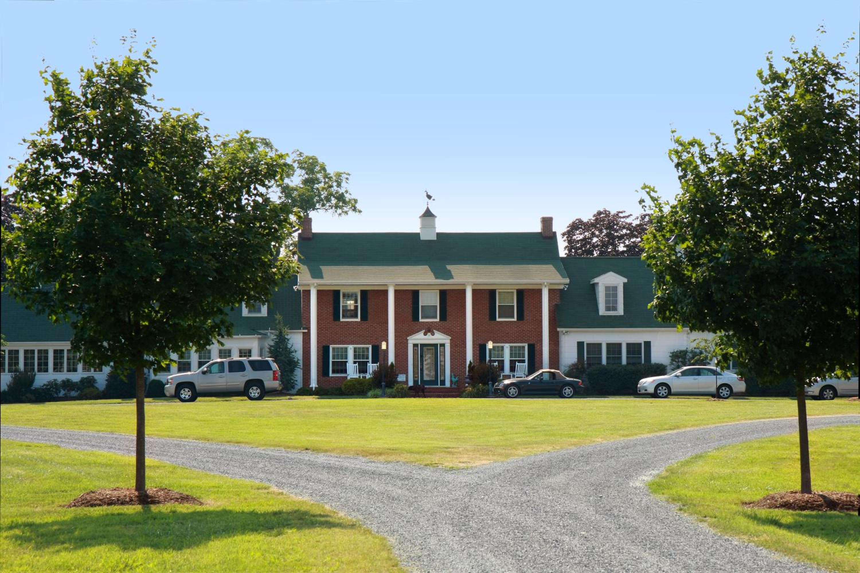 Inn at Huntingfield Creek