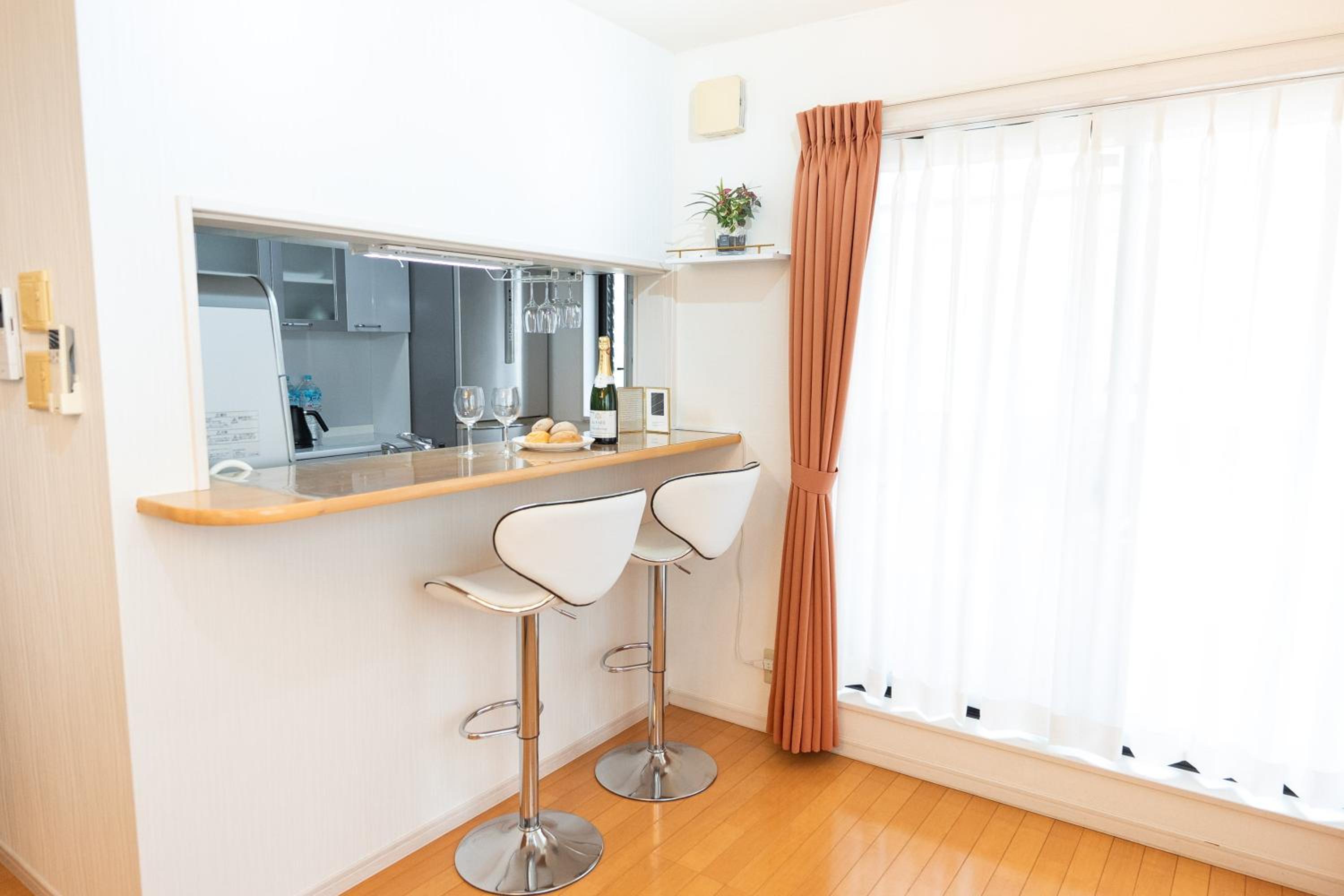 4 卧室 - 3 浴室 - 3 卫生间 - 100 平方 新装 别墅 - 新宿 4 分钟 - Sakura House