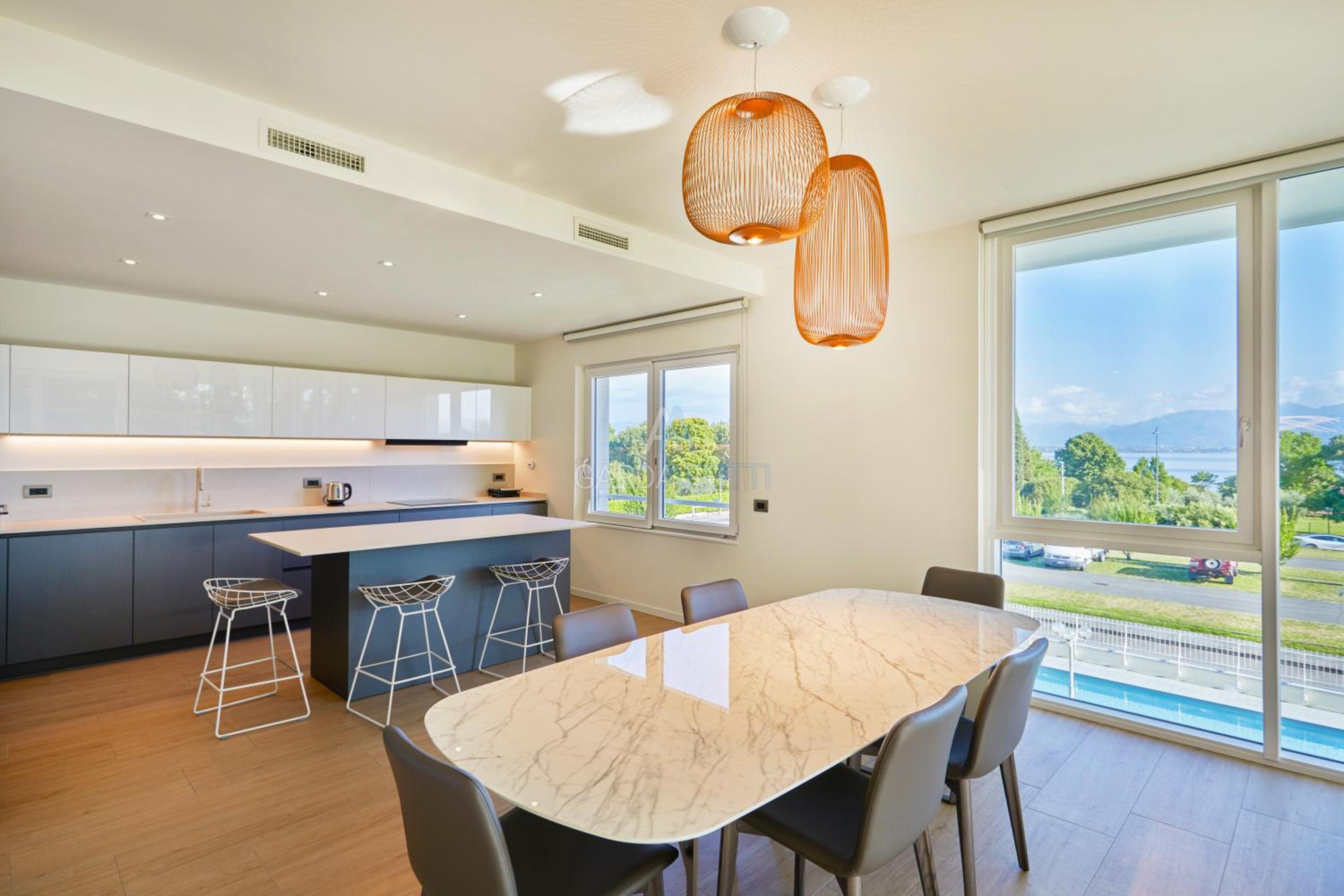 Diamond Lake View - Prestige Villa a 100m dal Lago
