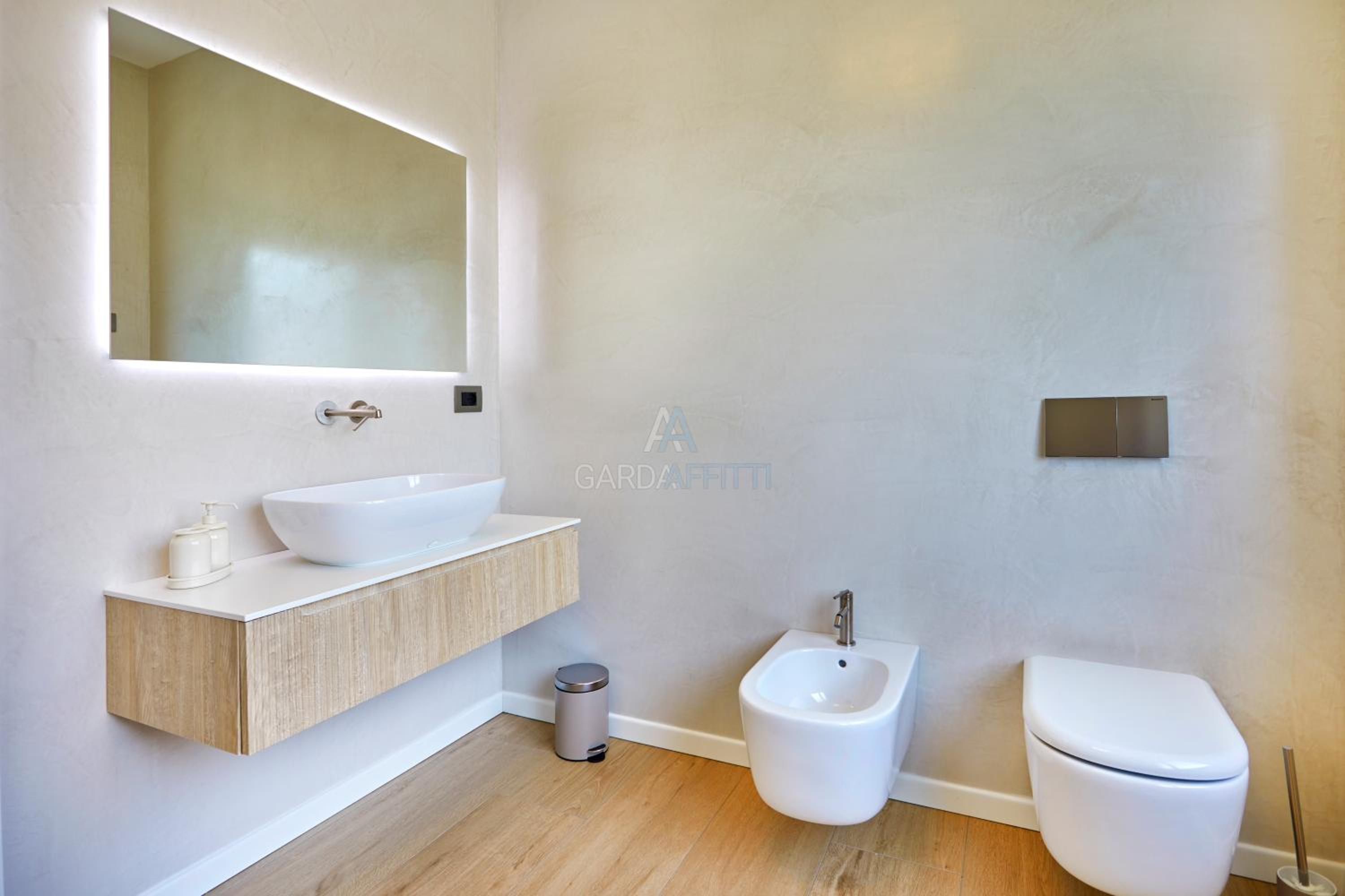 Diamond Lake View - Prestige Villa a 100m dal Lago