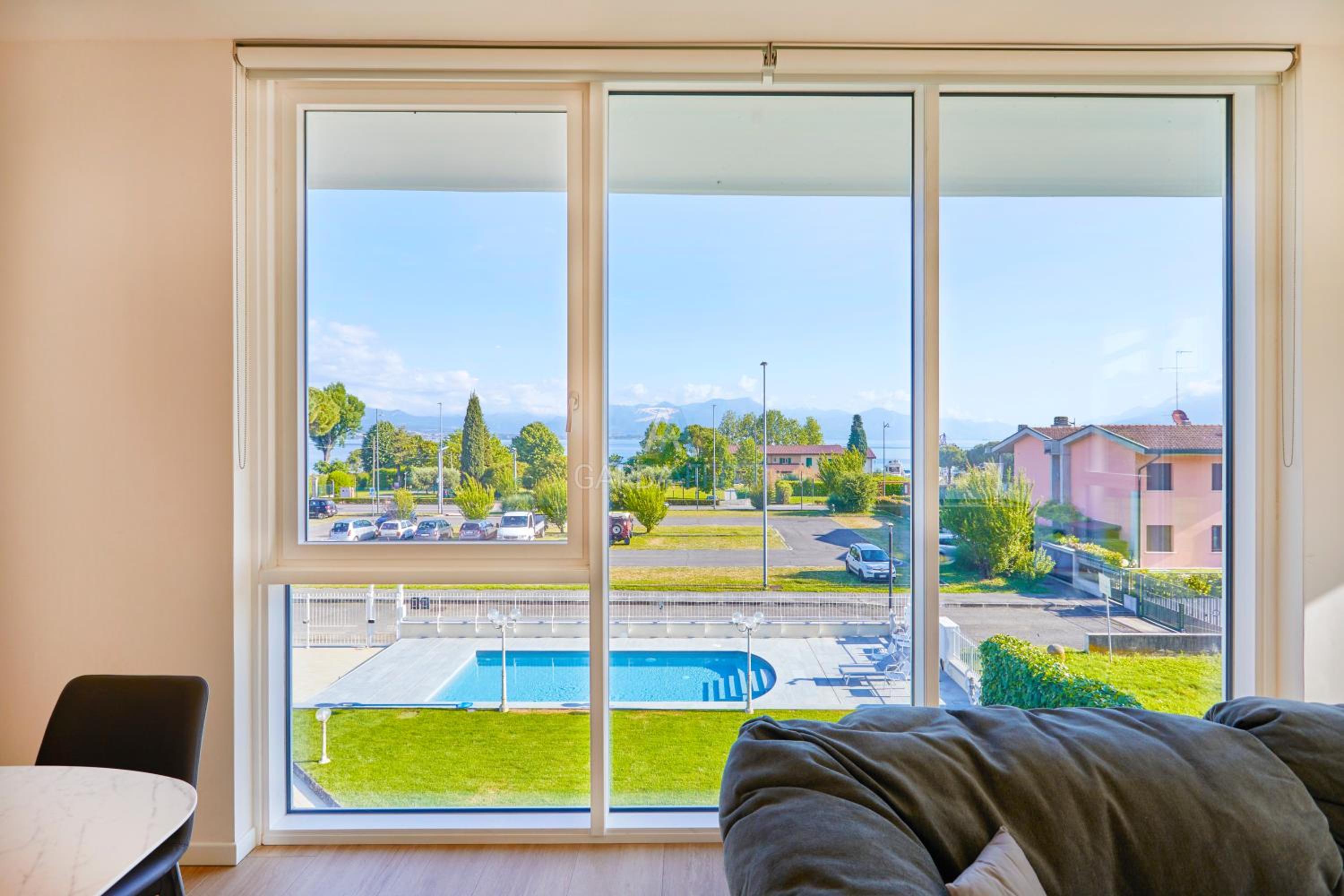 Diamond Lake View - Prestige Villa a 100m dal Lago