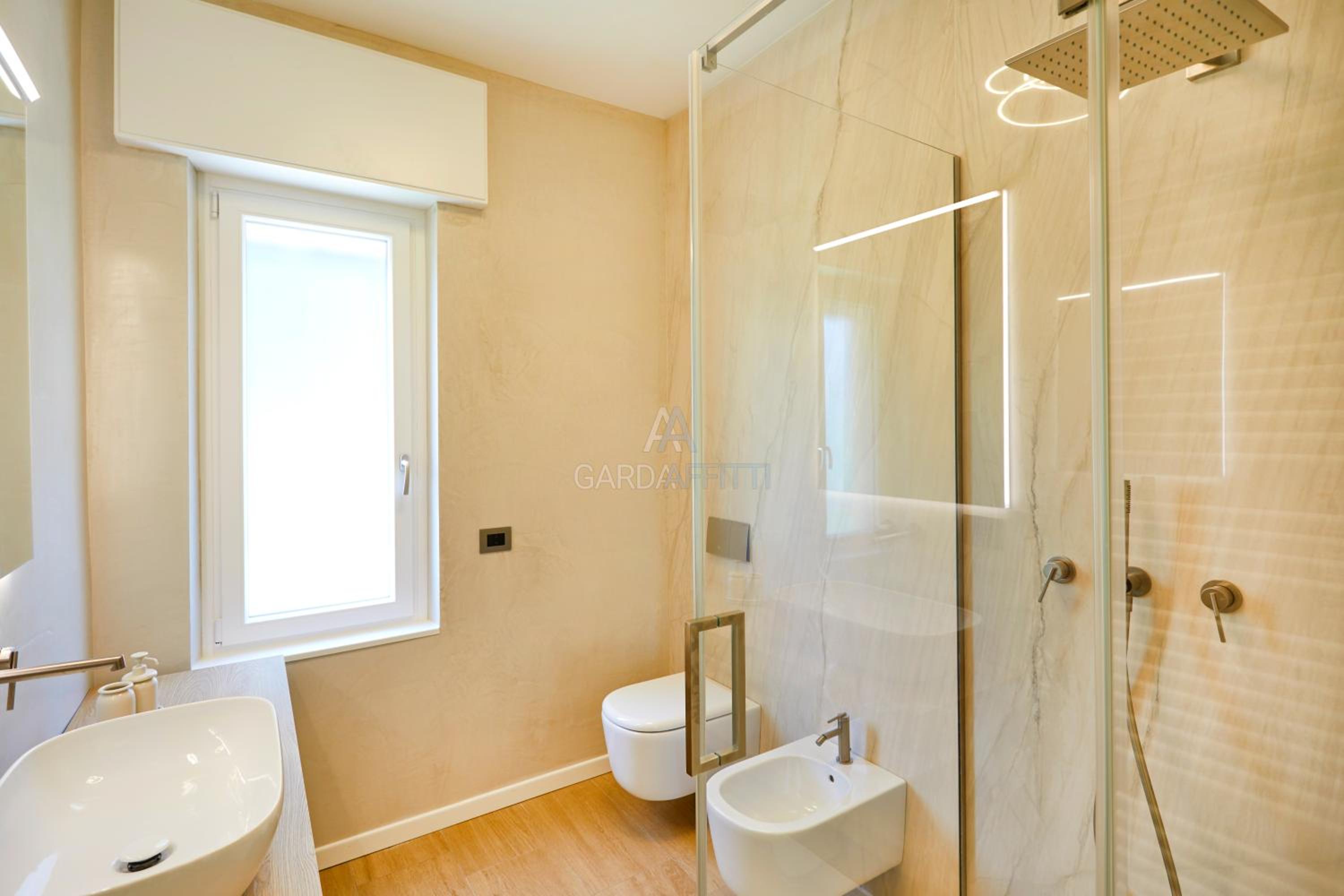 Diamond Lake View - Prestige Villa a 100m dal Lago