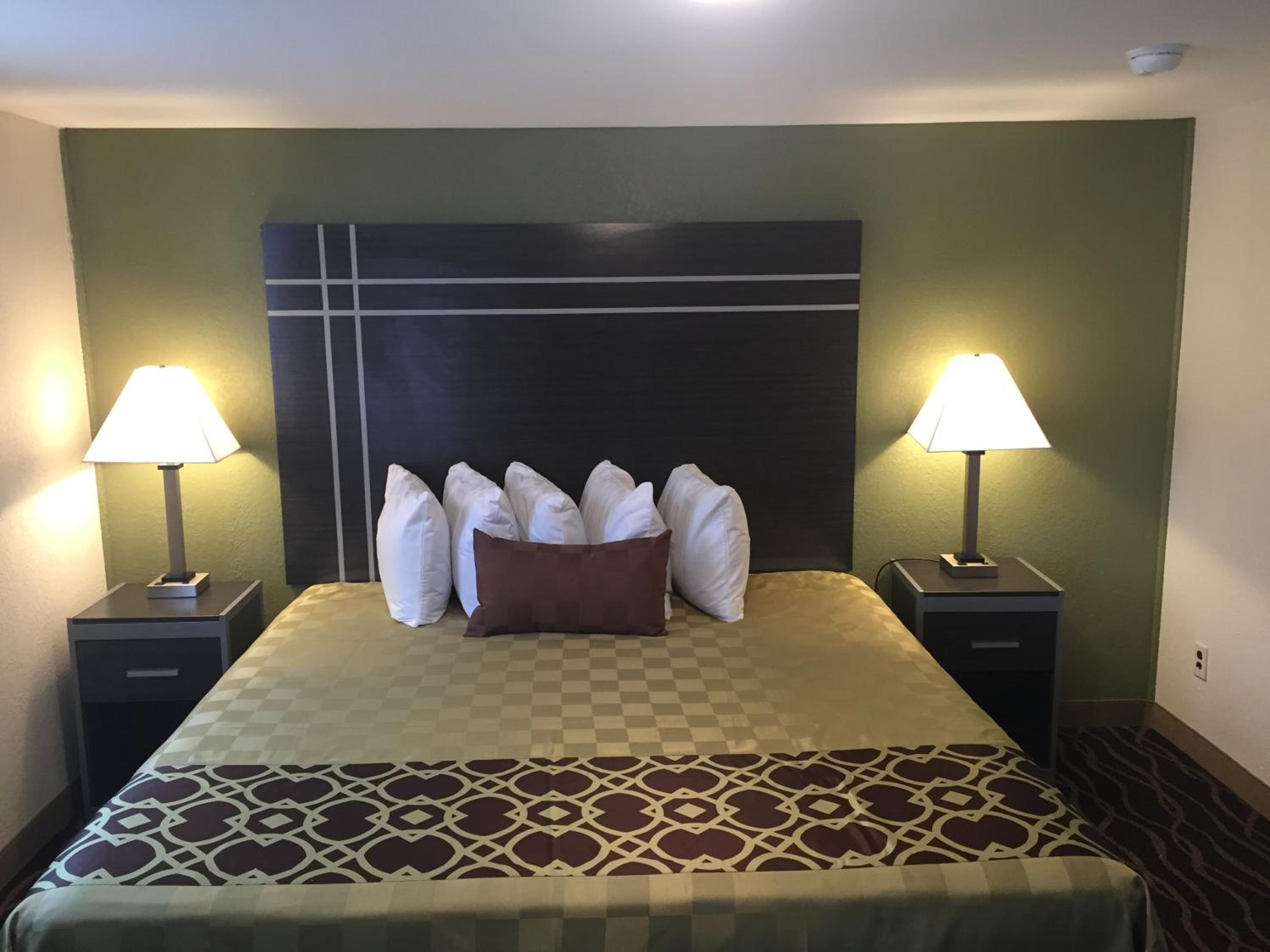 Wildwood Inn Hotel Beach & Boardwalk
