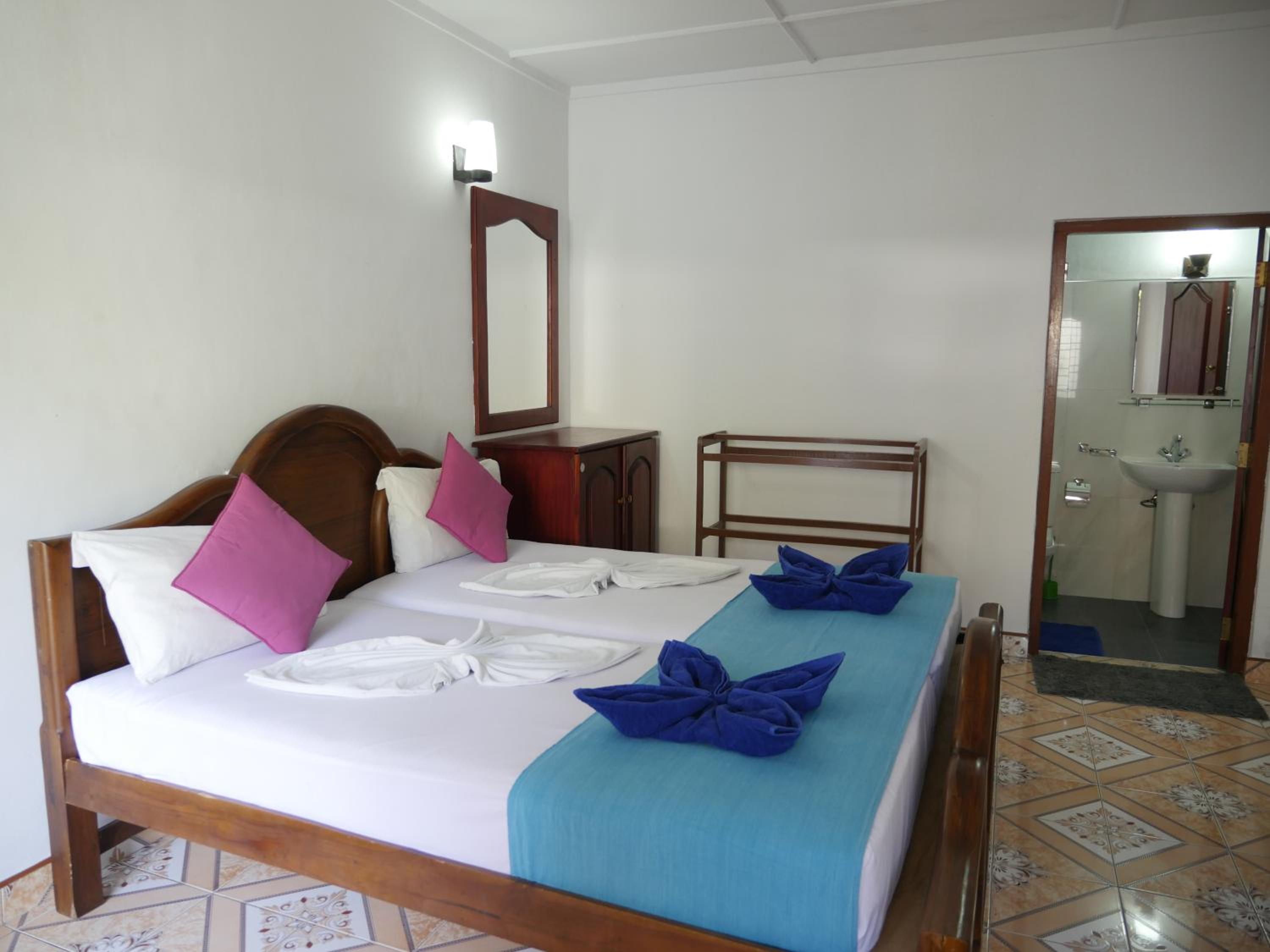 Ocean View tourist guest house at Negombo beach near the airport view 4