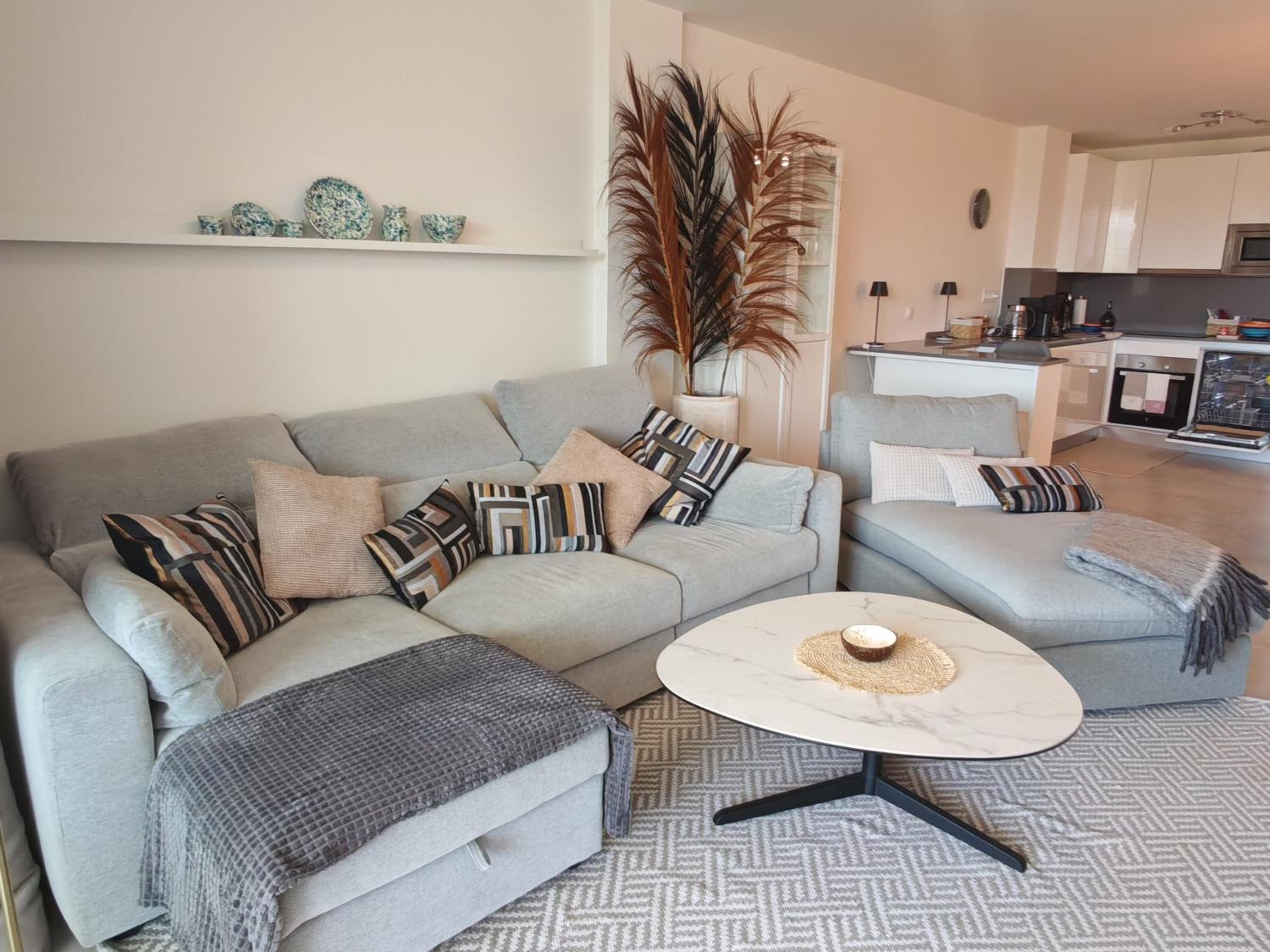 Garden apartment with incredible views in Casa Banderas La Cala de Mijas