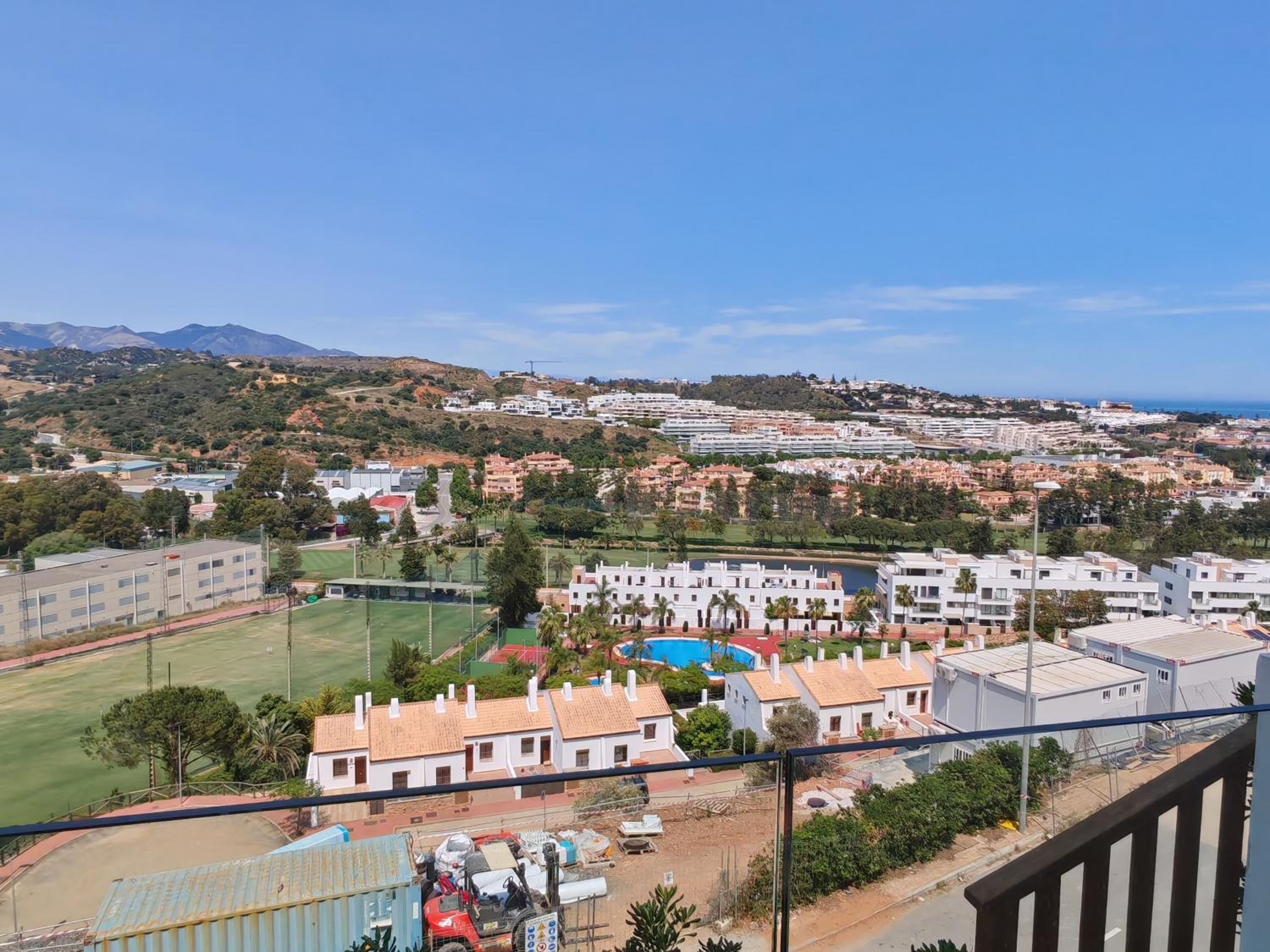 Garden apartment with incredible views in Casa Banderas La Cala de Mijas