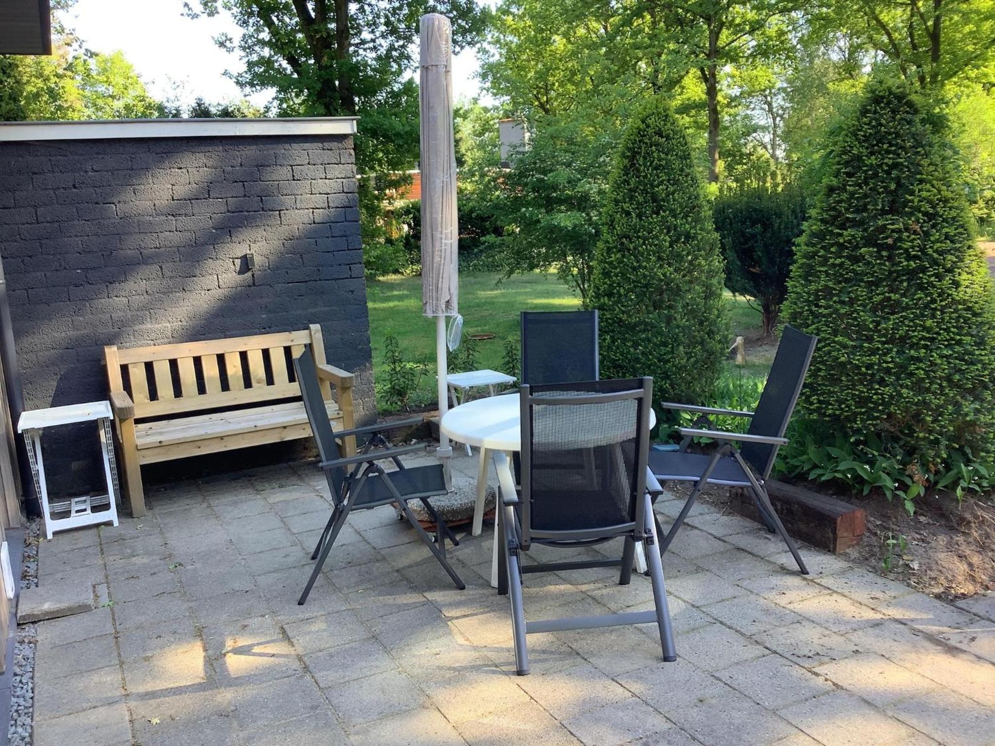Bungalow in Drenthe near Forest & Lake