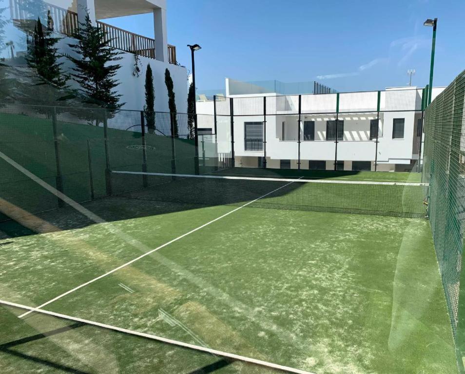 Garden apartment with incredible views in Casa Banderas La Cala de Mijas