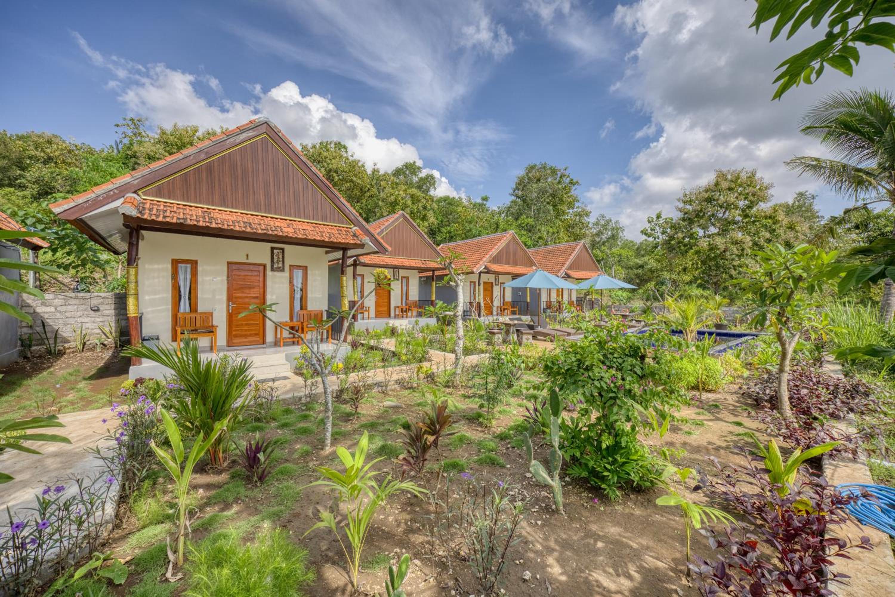 Lungguh Penida Hut