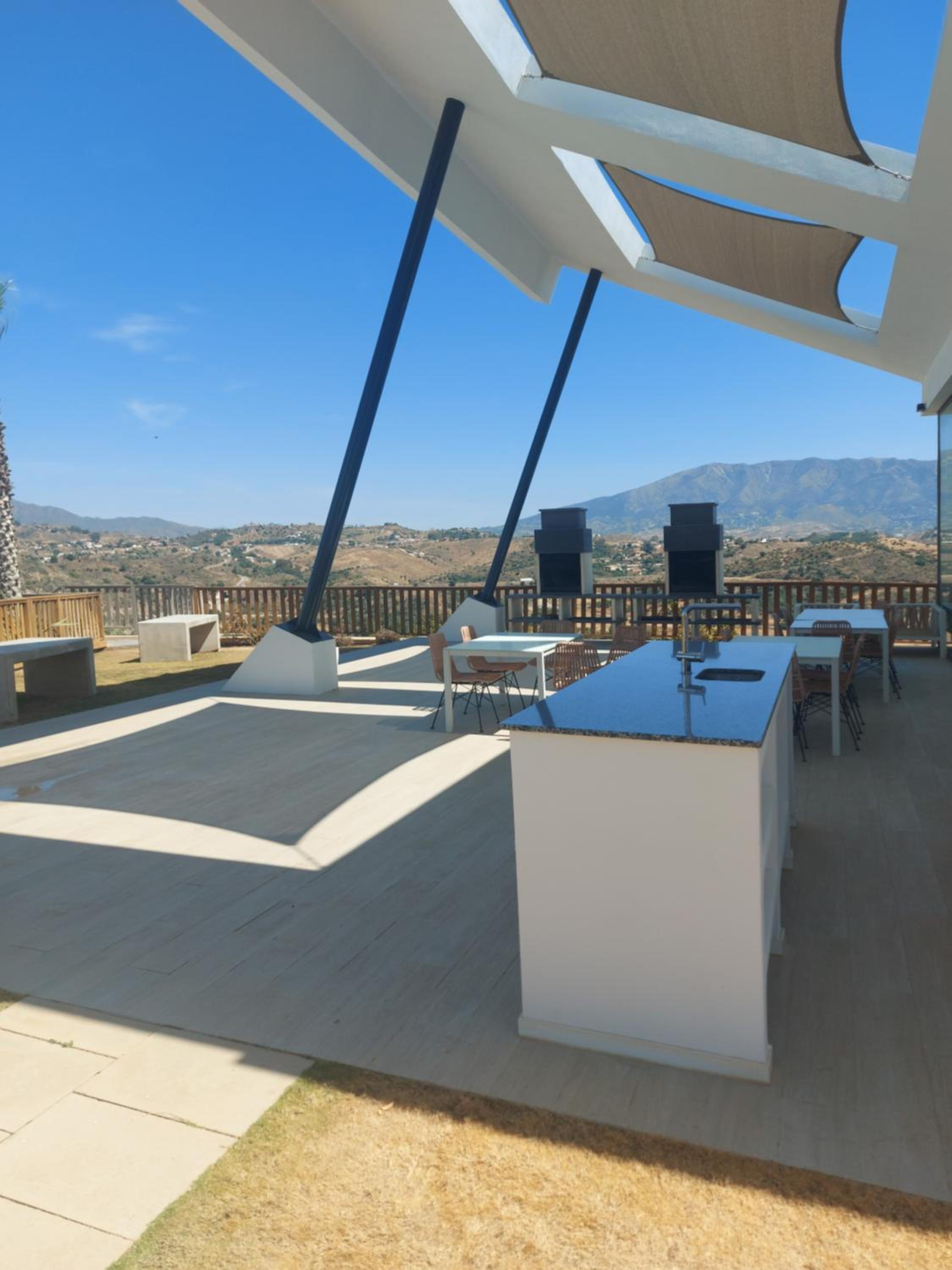 Garden apartment with incredible views in Casa Banderas La Cala de Mijas