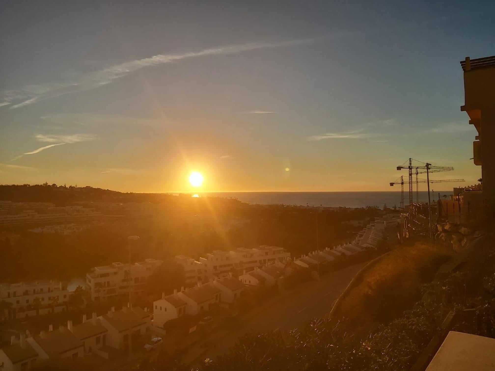 Garden apartment with incredible views in Casa Banderas La Cala de Mijas