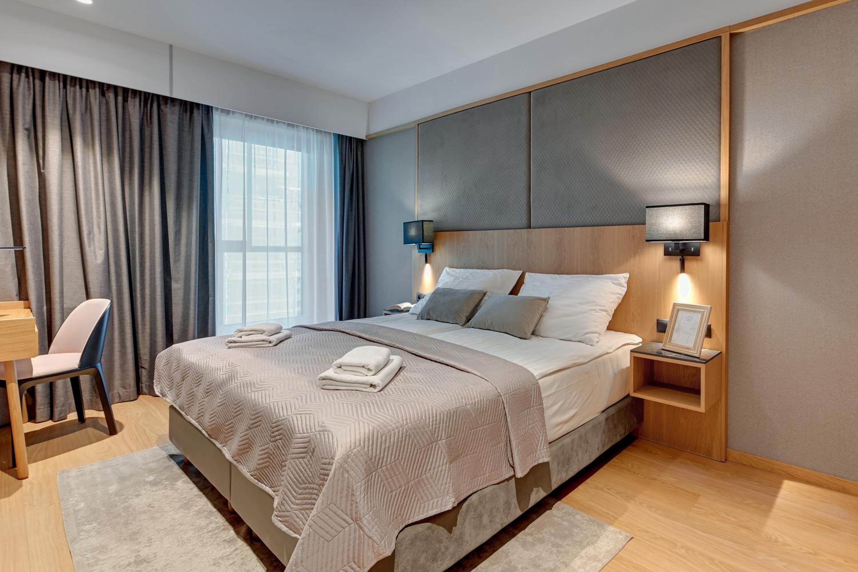 Flatbook - Deo Plaza Comfort Apartments