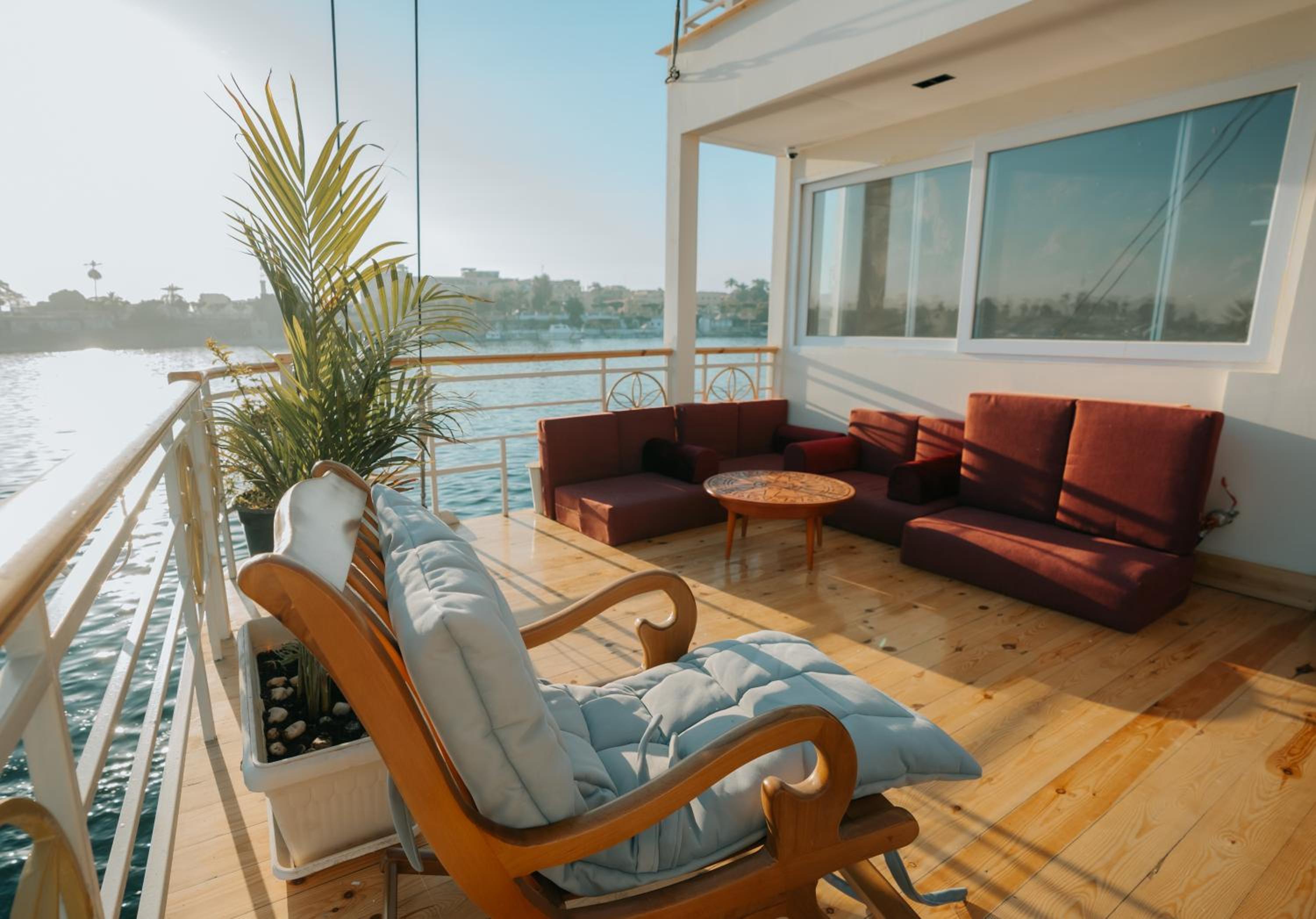 Azhar Dahabiya luxury suites