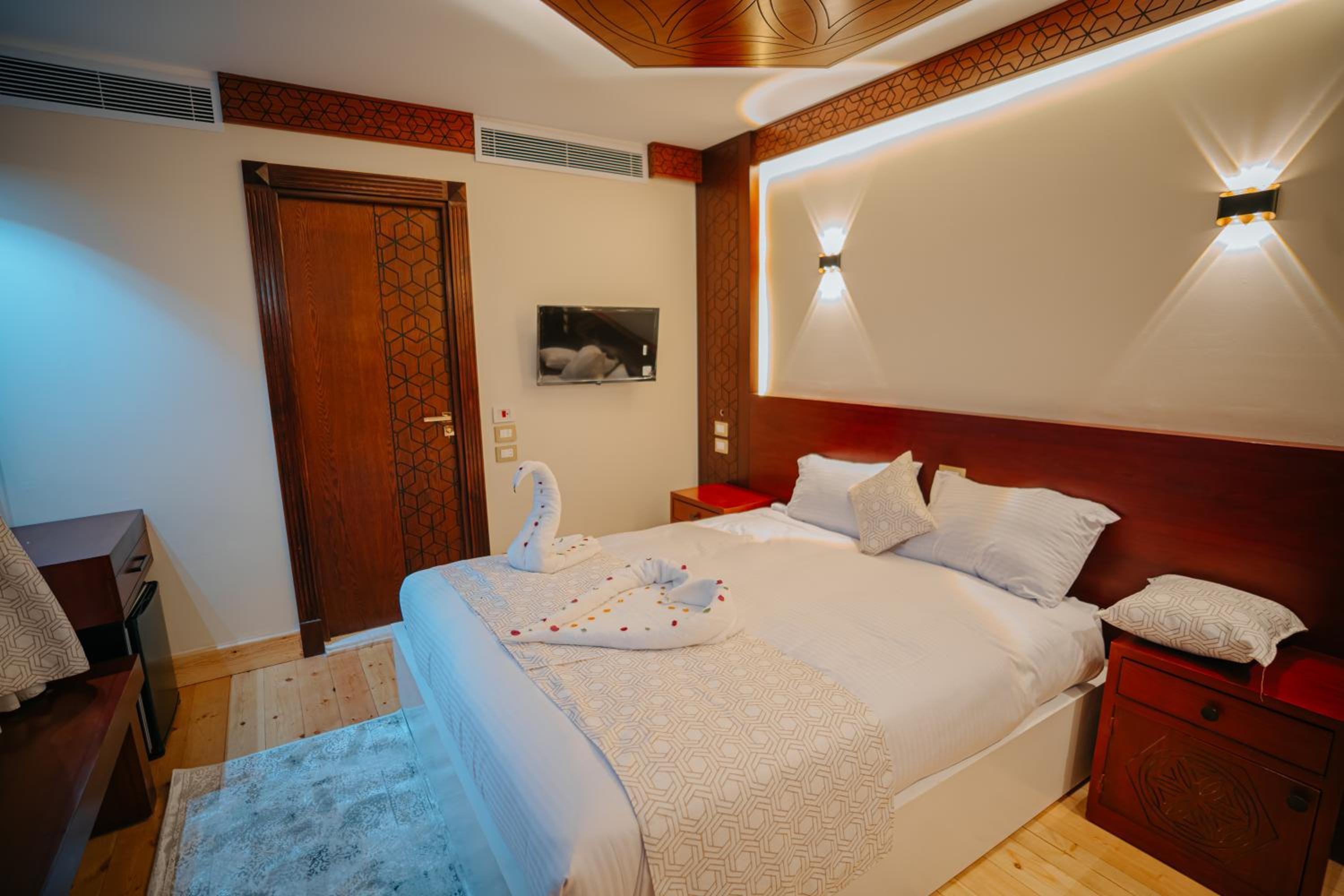 Azhar Dahabiya luxury suites