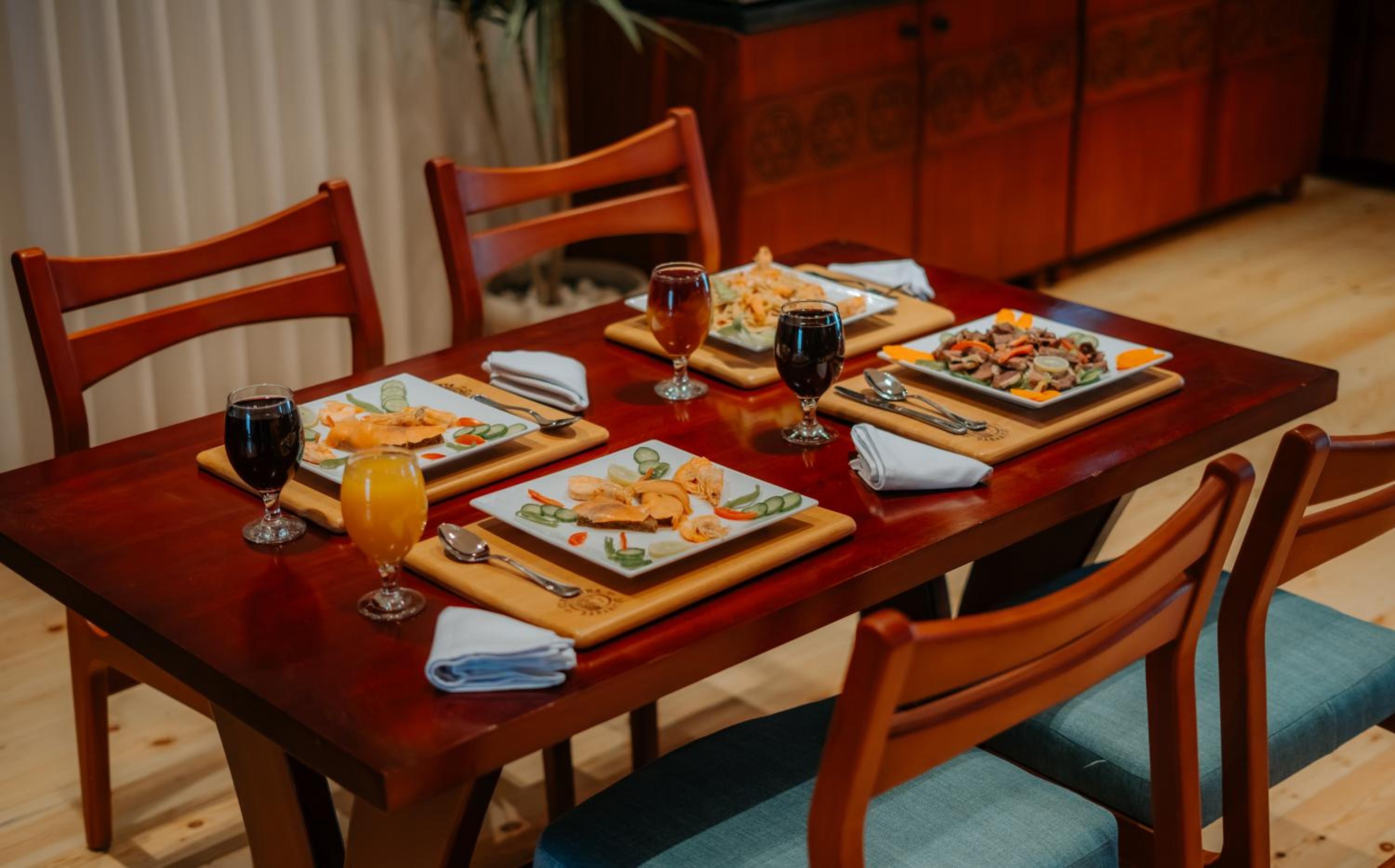 Azhar Dahabiya luxury suites