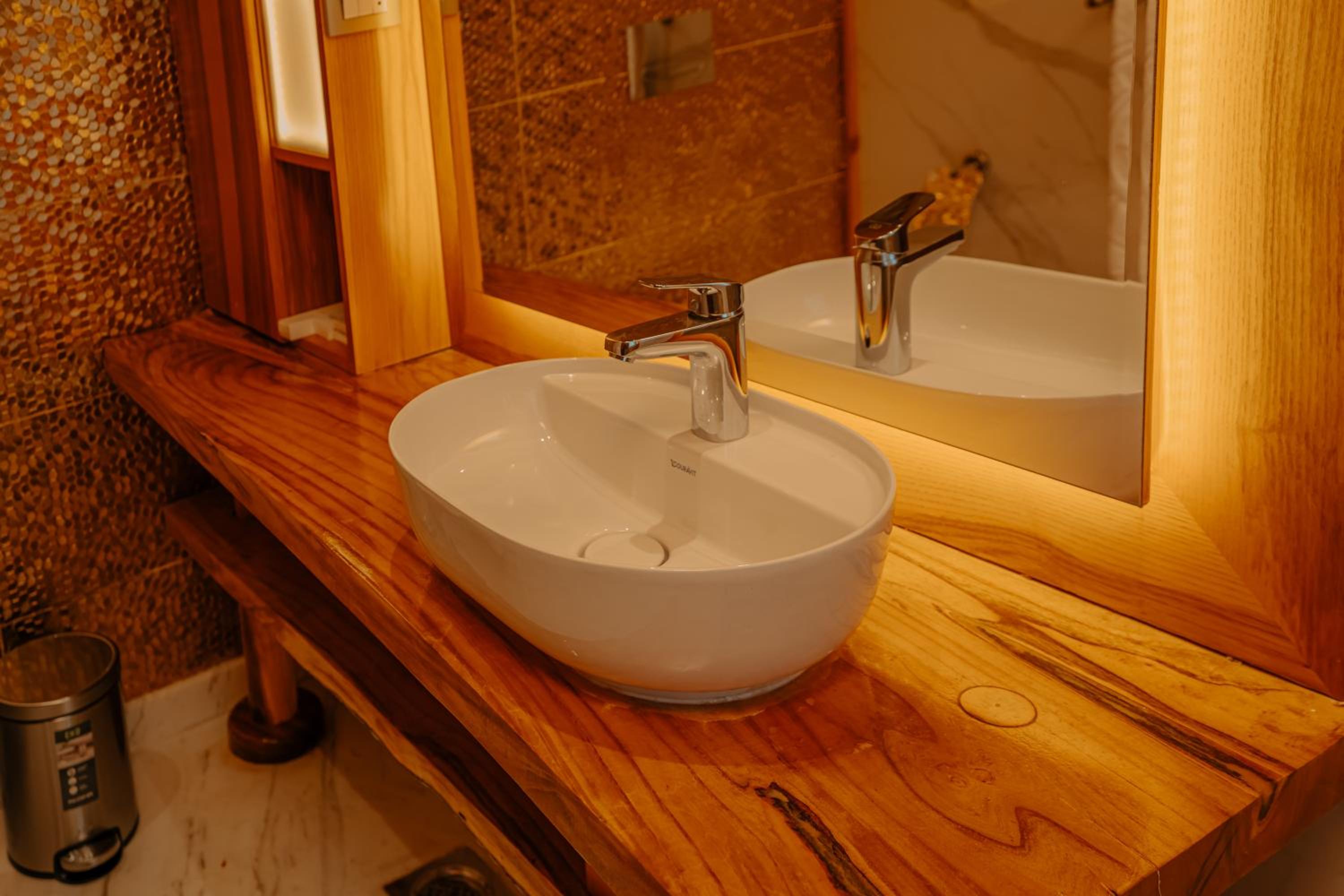 Azhar Dahabiya luxury suites