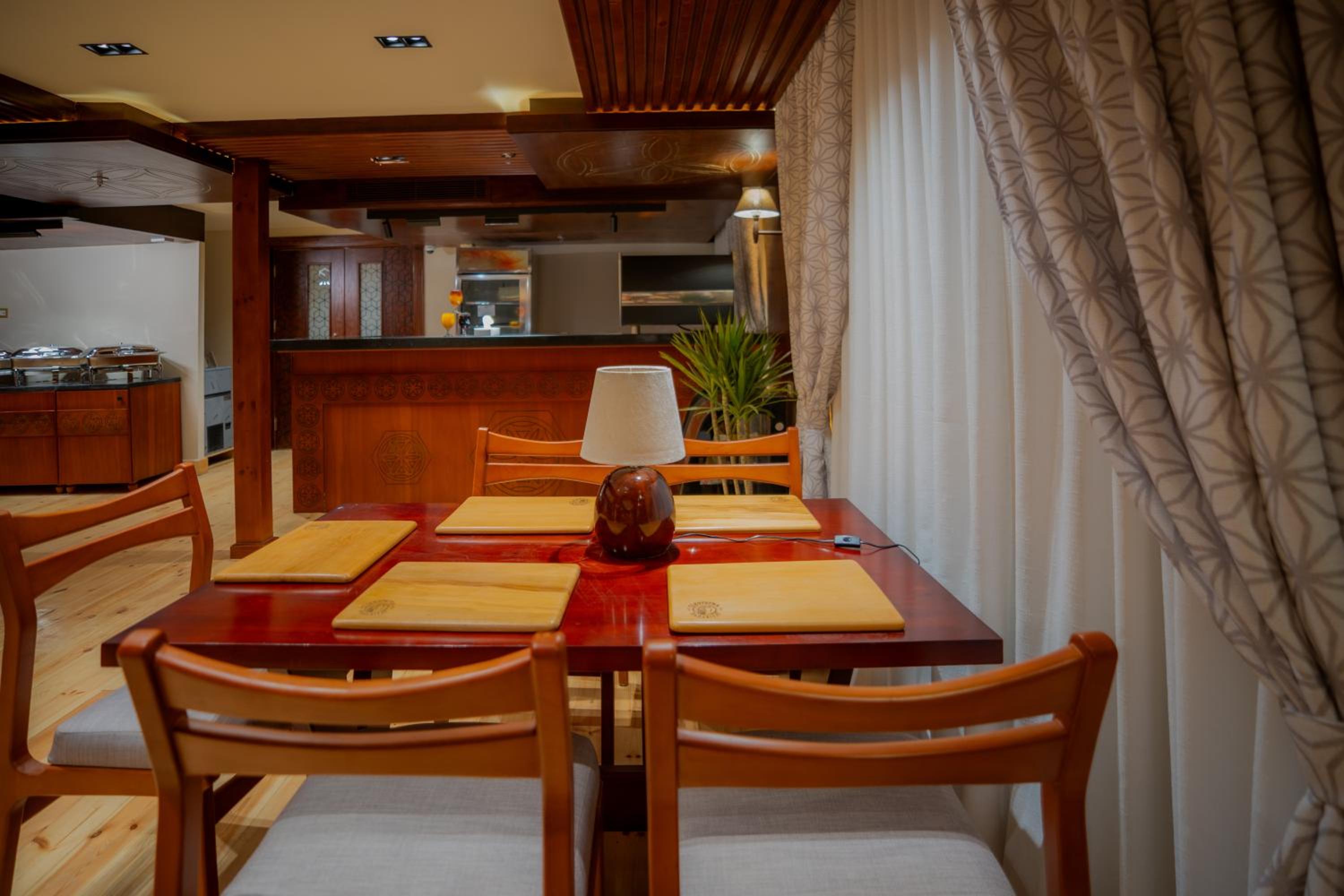 Azhar Dahabiya luxury suites