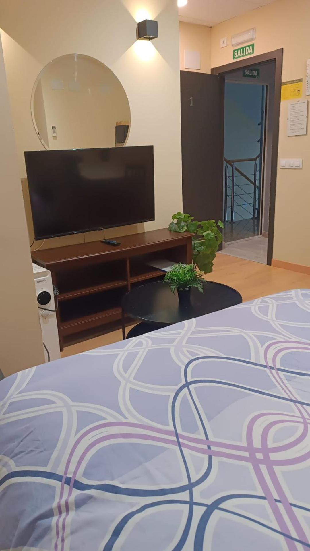 Estudios 85 - Cerca de Madrid, Toledo y Parque Warner