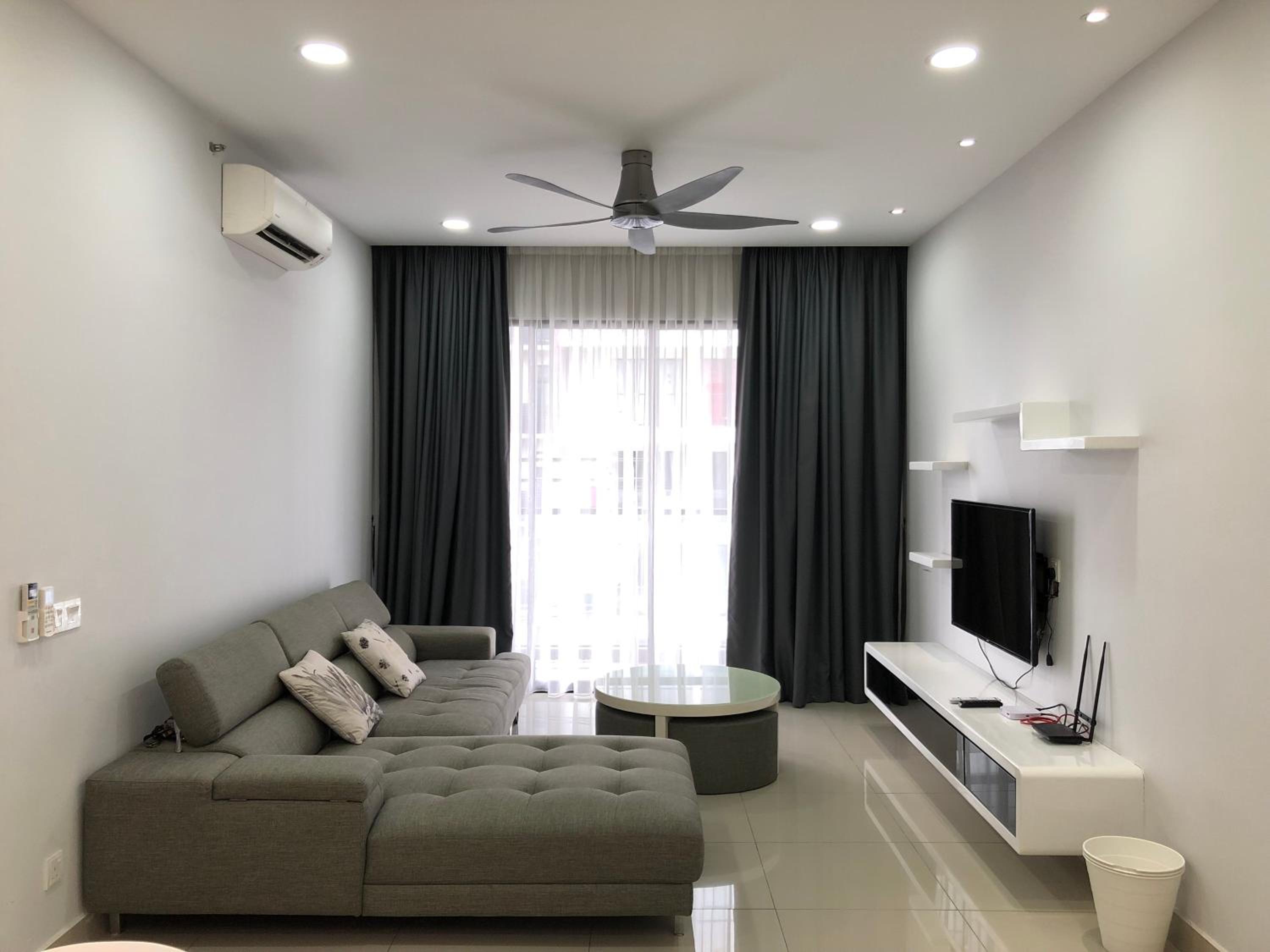 Modern Escape Urban 360 by LUVIT STAY