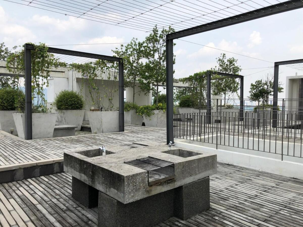 Modern Escape Urban 360 by LUVIT STAY