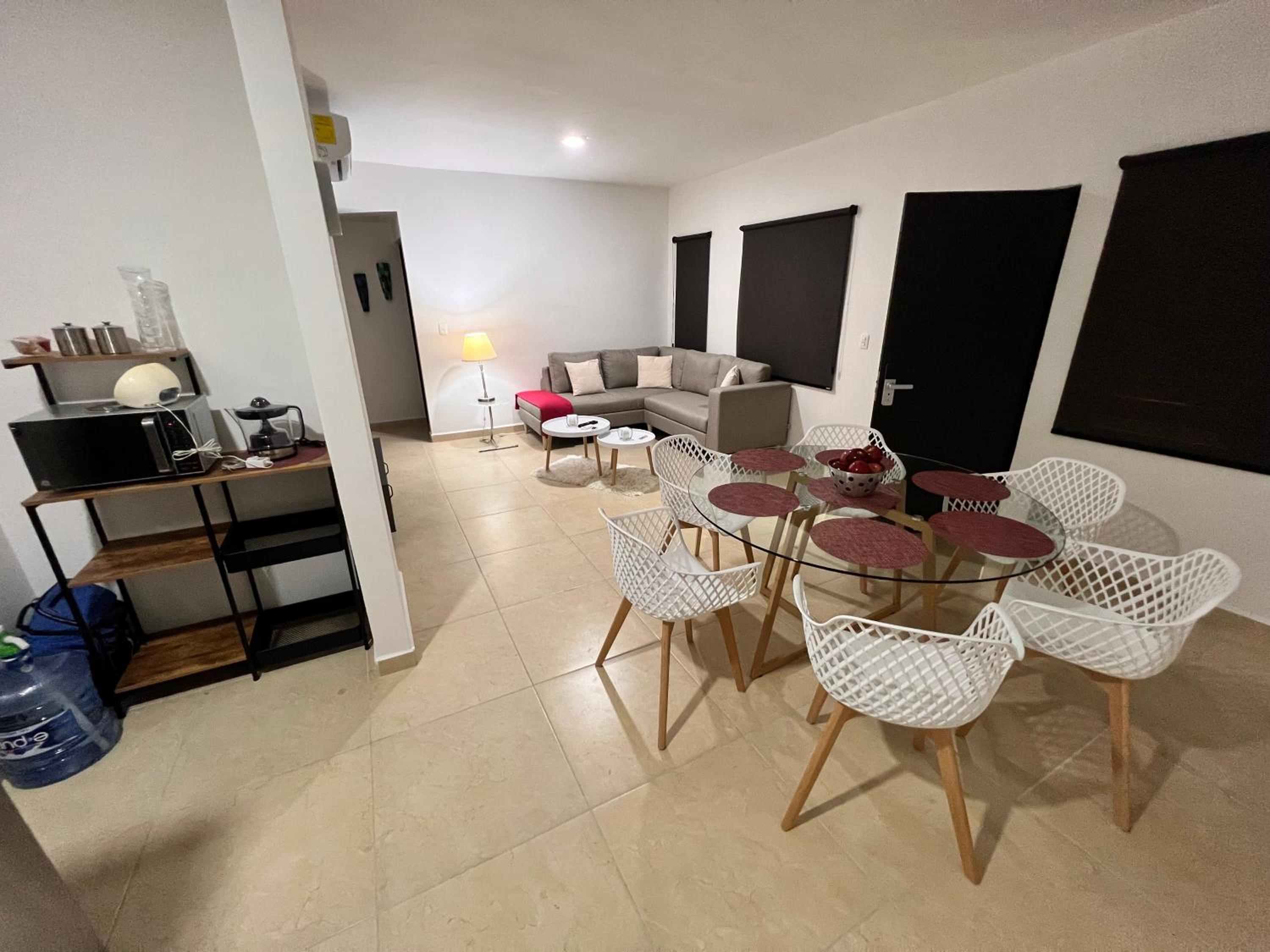 Cancún Room 4U