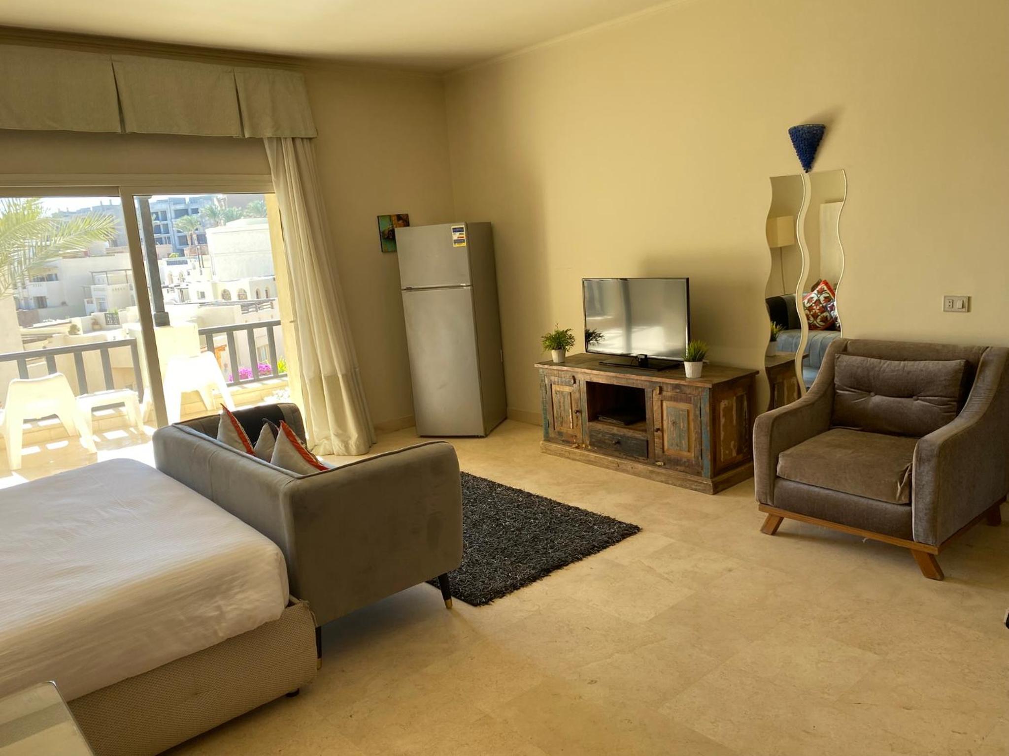 Cozy studio in Azzurra Resort Sahl Hasheesh 65 Sq M