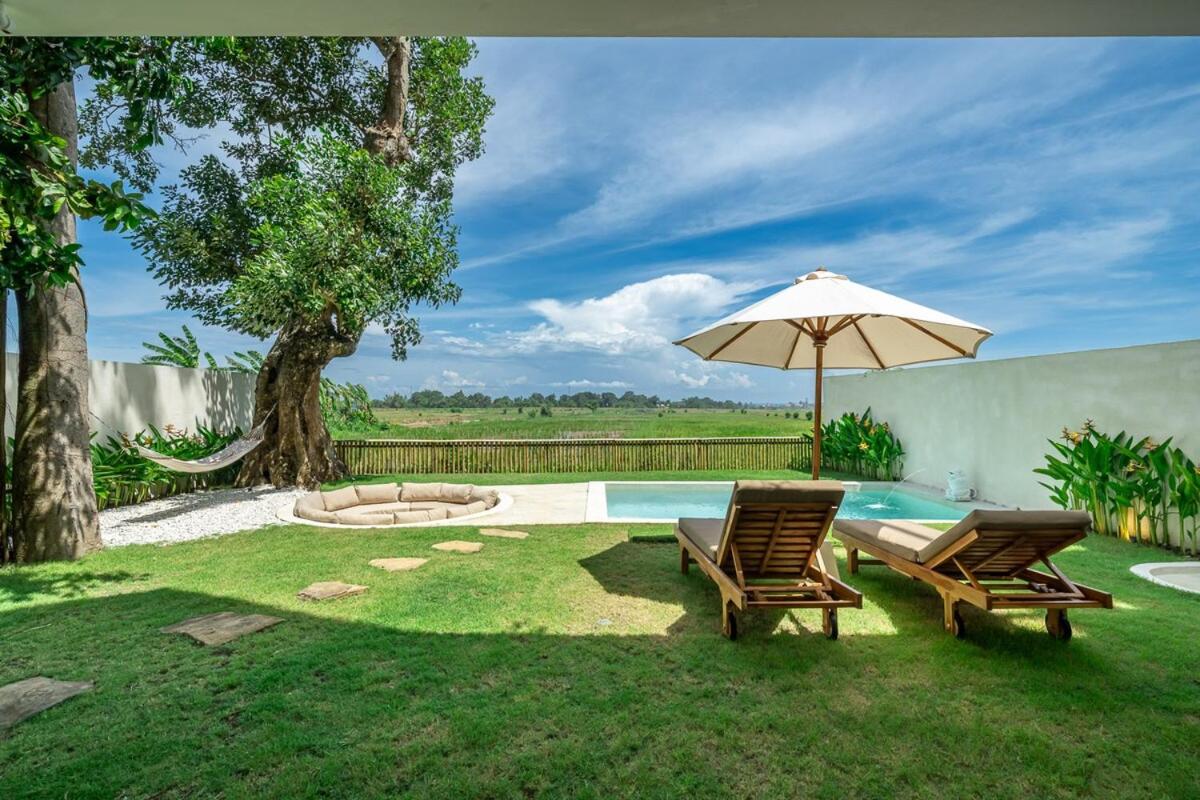 Lush Villa - 2BR with Rice Fields View
