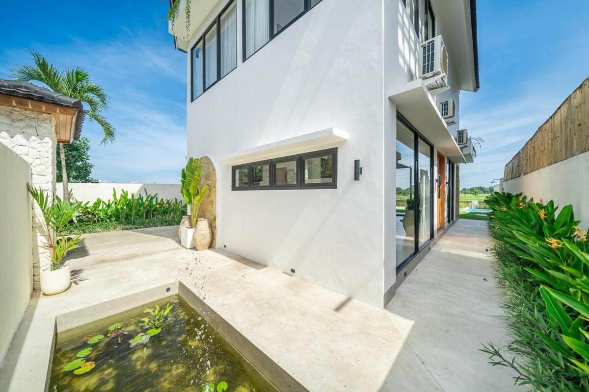 Lush Villa - 2BR with Rice Fields View