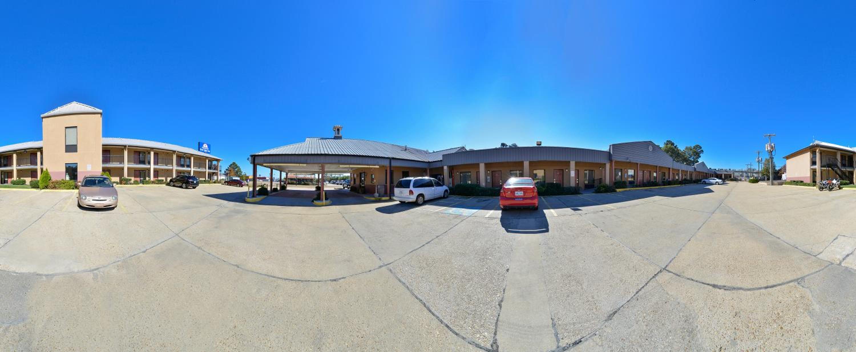 Americas Best Value Inn - Brookhaven - Property Image 13