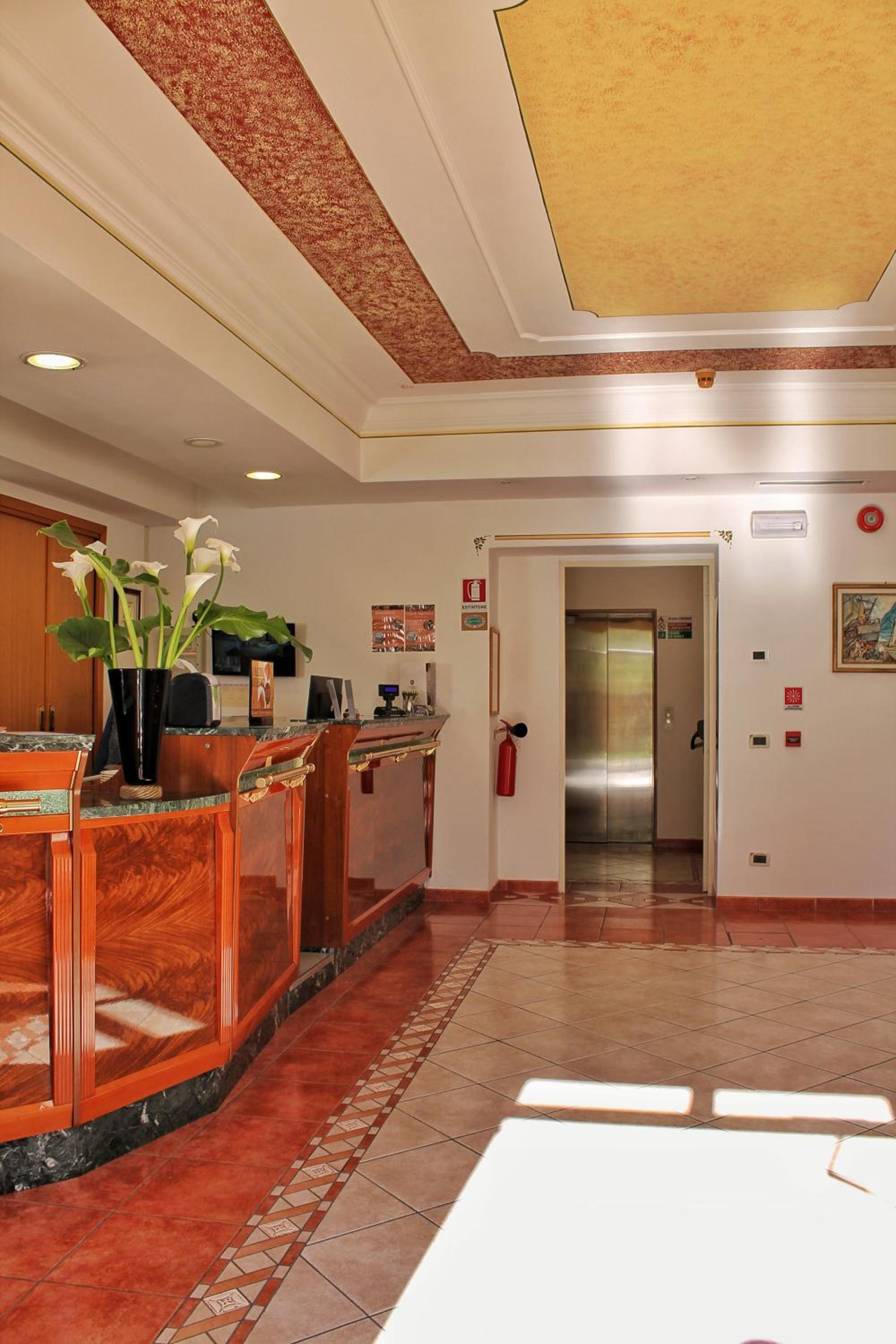 Photo 42