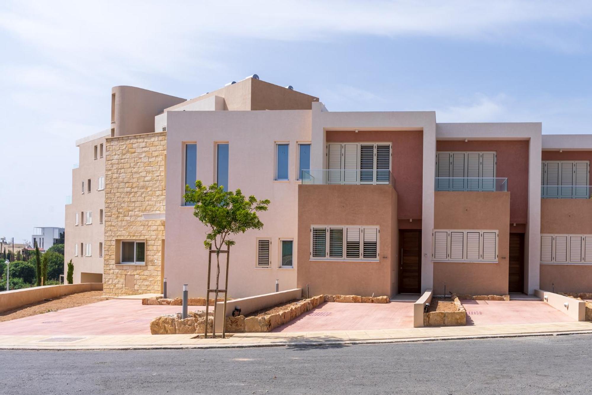 Stylish Poolside Villa at Paphos