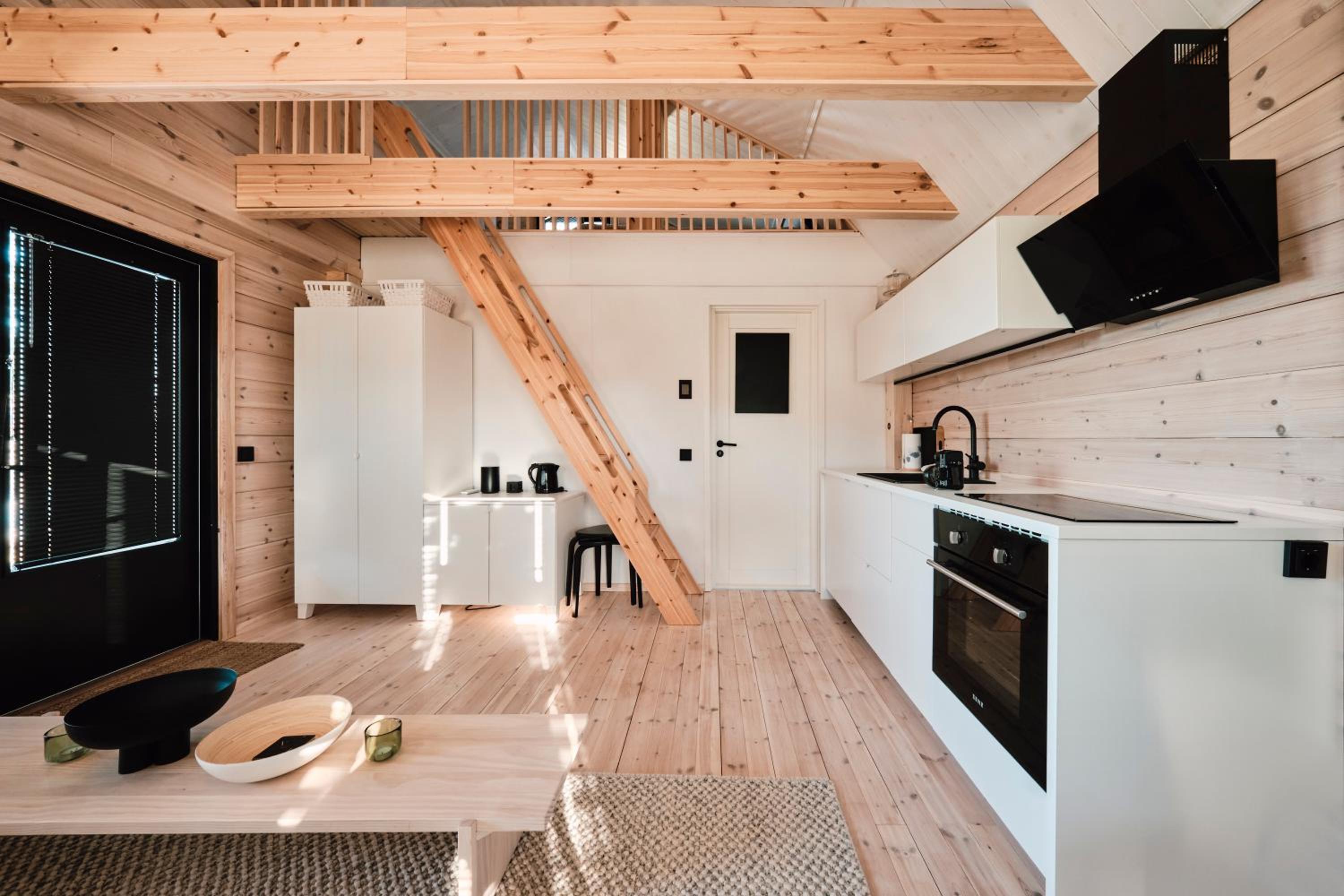 Villa Lillan - Luxury Seaside Villa with Sauna & Jacuzzi
