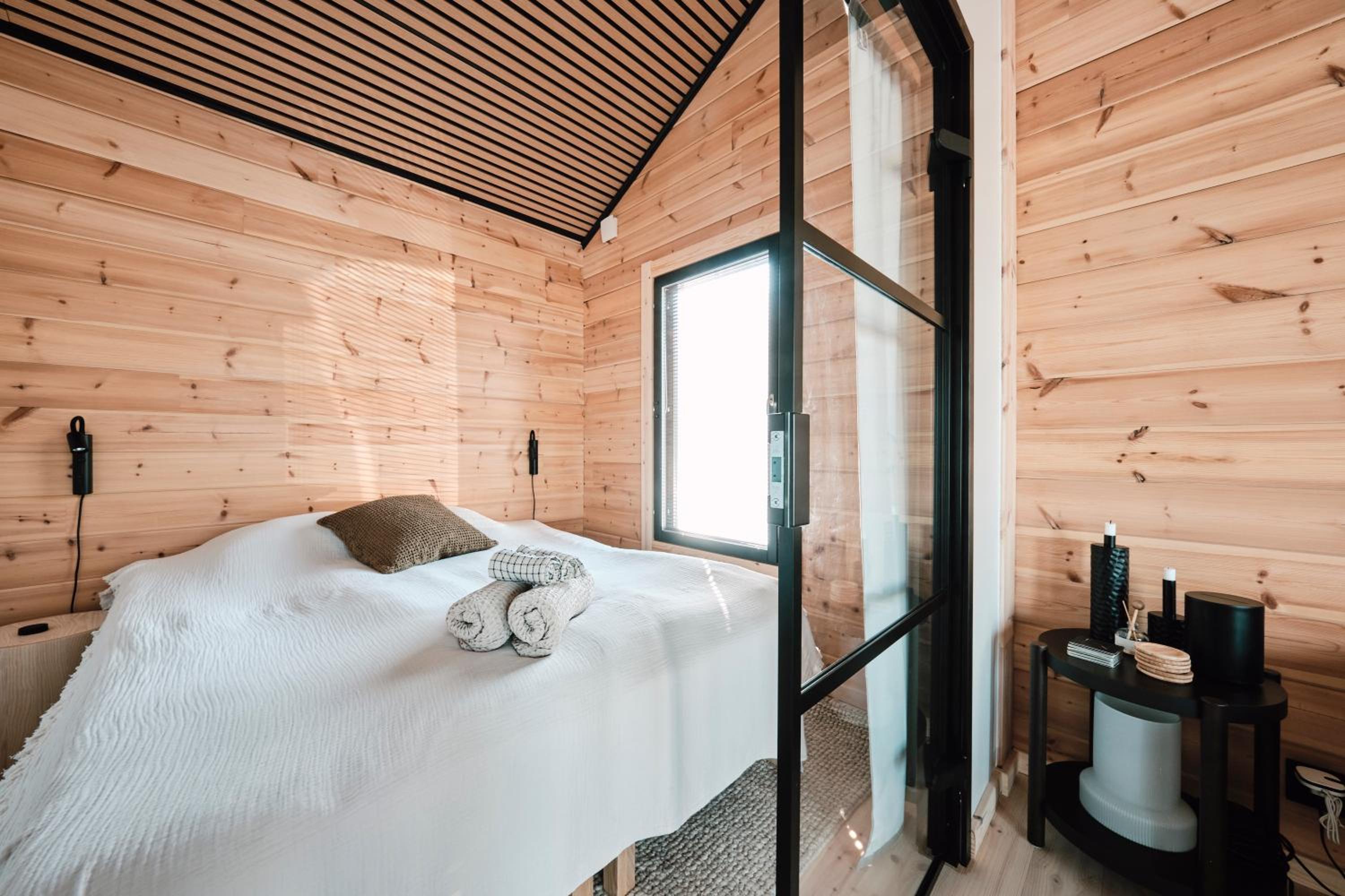 Villa Lillan - Luxury Seaside Villa with Sauna & Jacuzzi