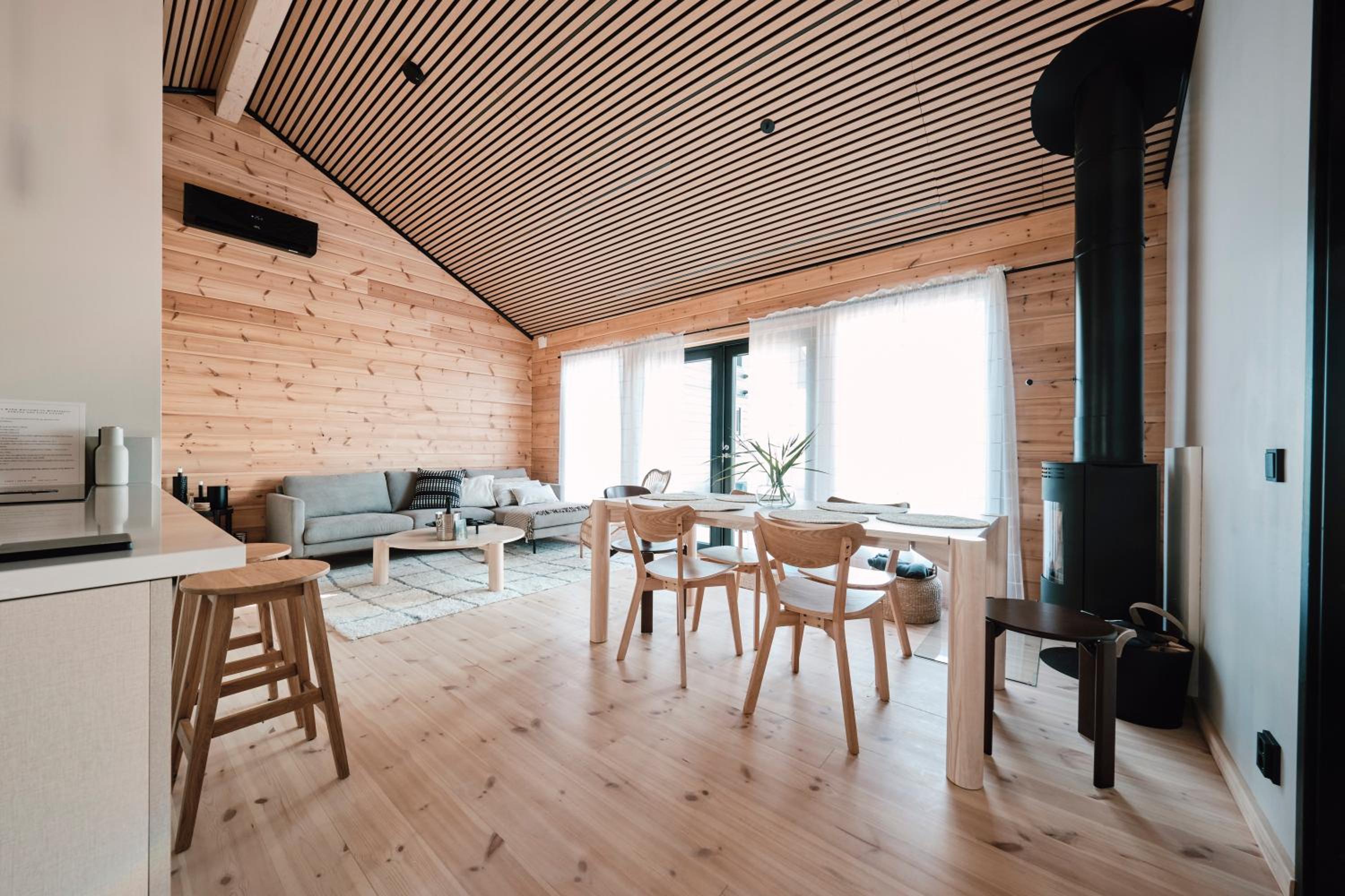Villa Lillan - Luxury Seaside Villa with Sauna & Jacuzzi