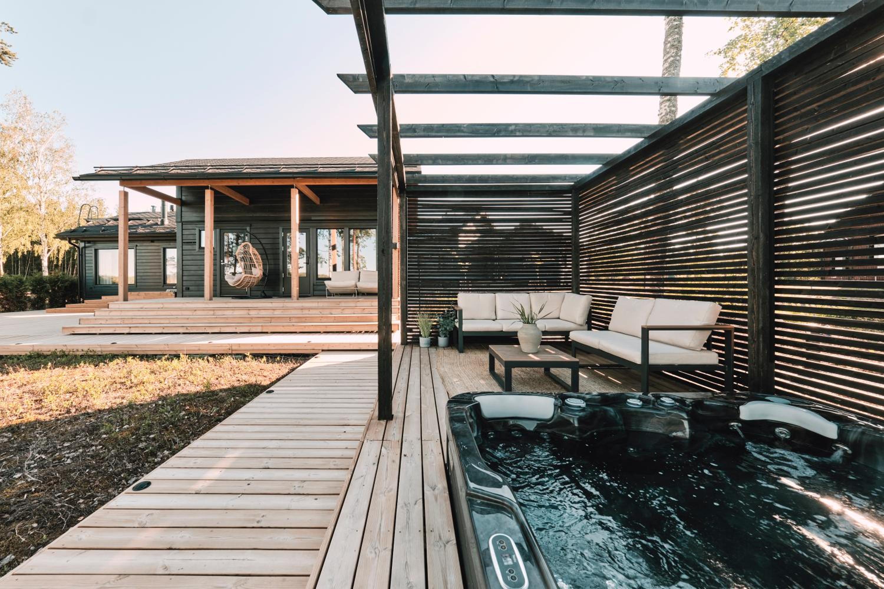 Villa Lillan - Luxury Seaside Villa with Sauna & Jacuzzi