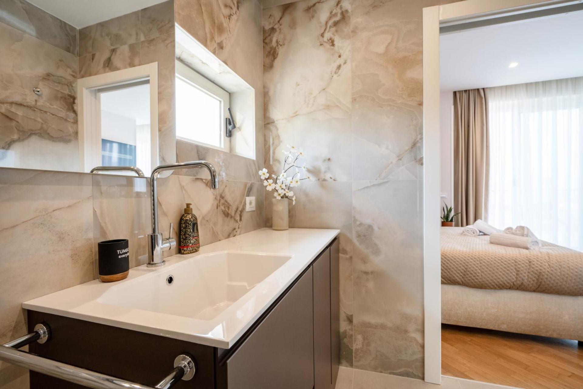 Skyline Mirjana – Cozy Apartment with Terrace