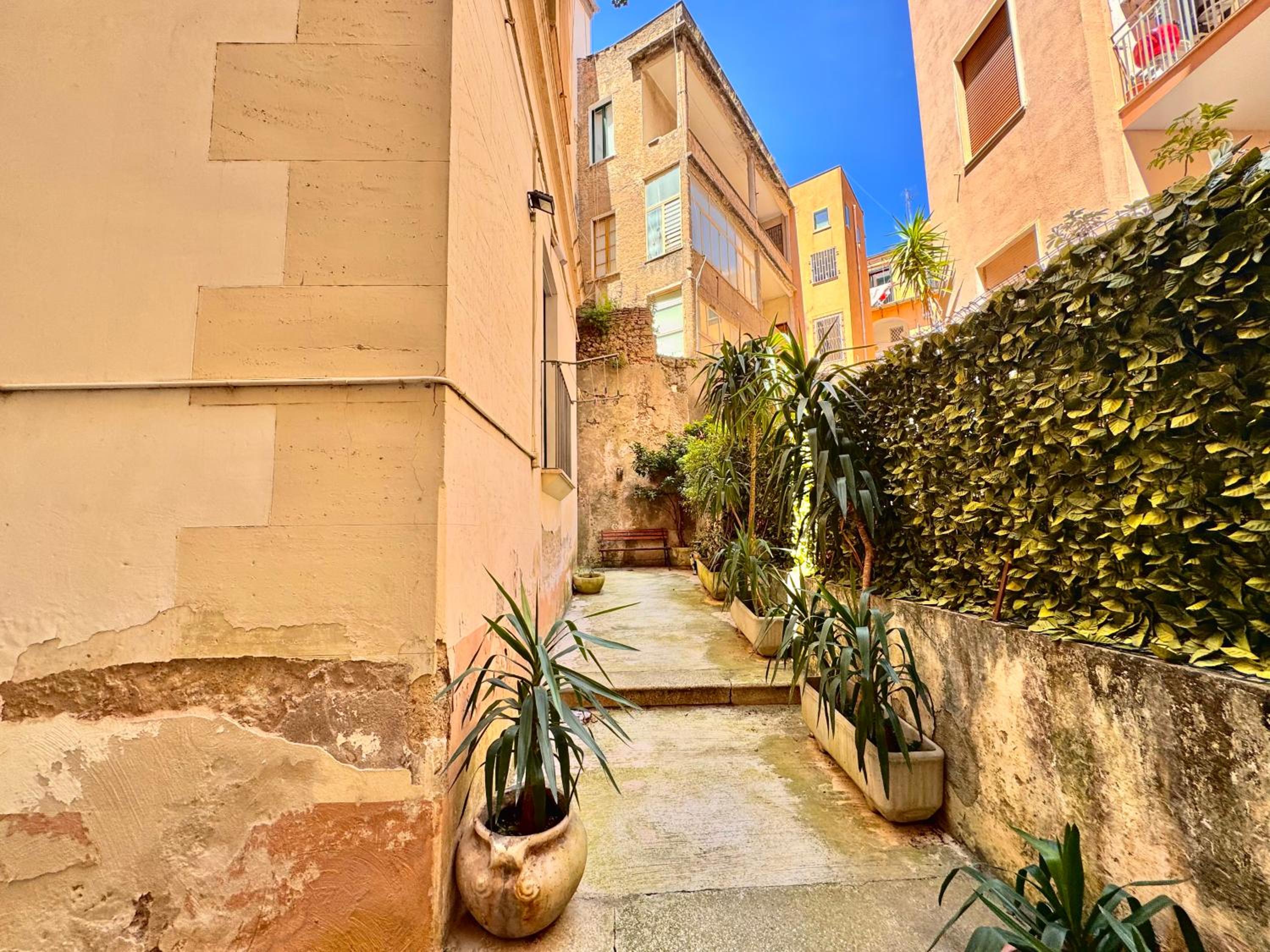 A 2 Passi Apartment - Nel centro di Salerno
