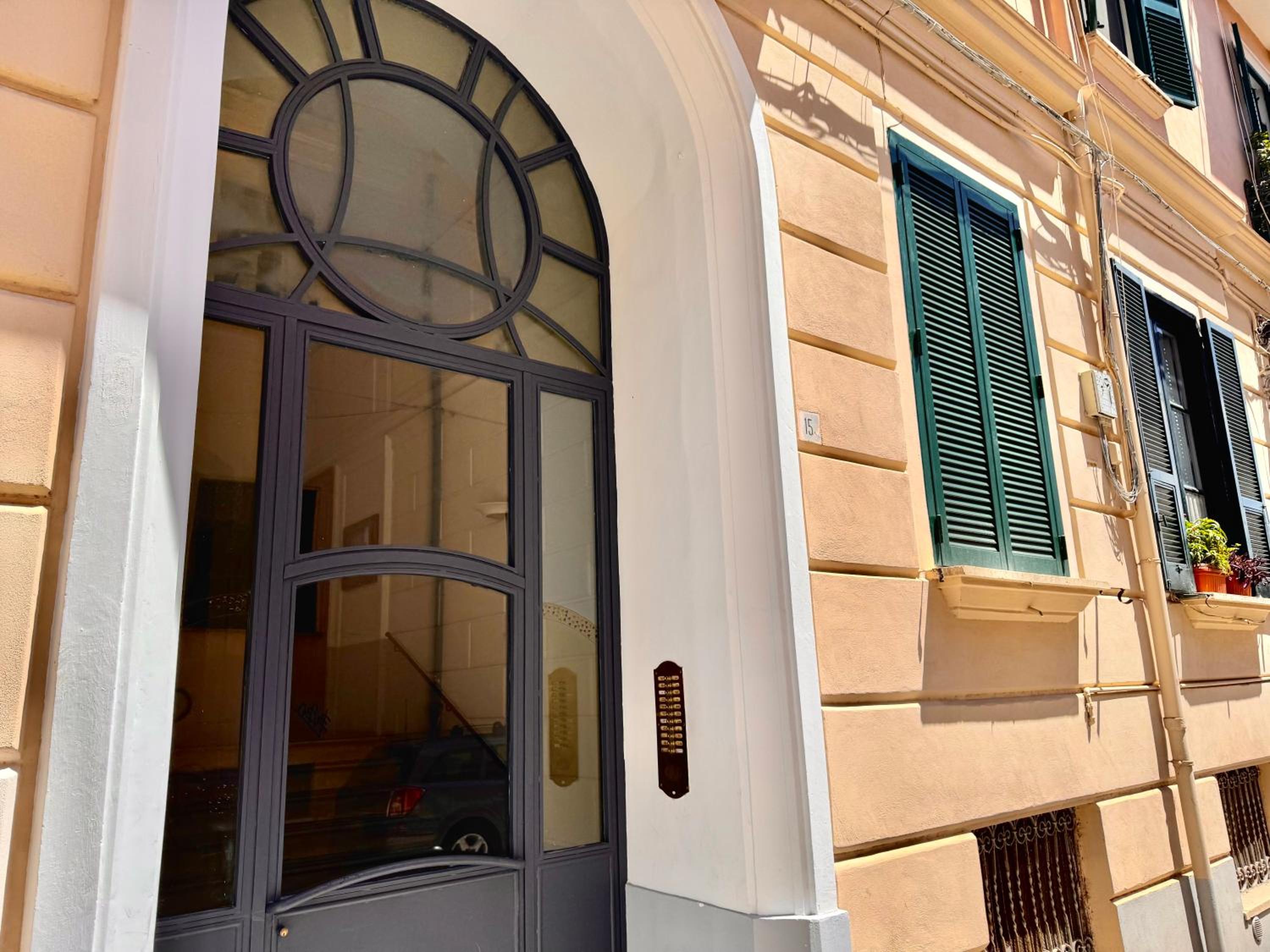 A 2 Passi Apartment - Nel centro di Salerno
