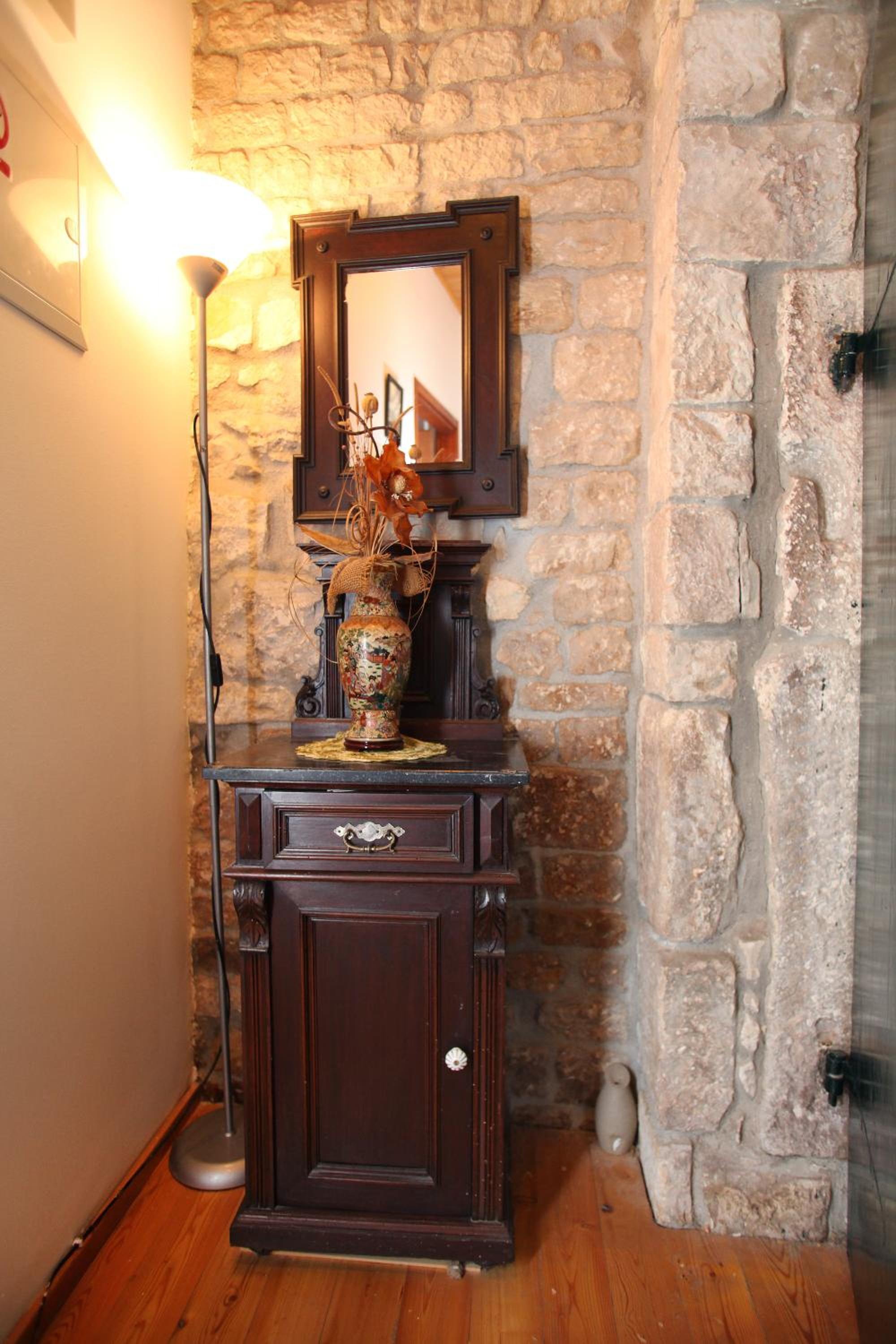 Photo 42