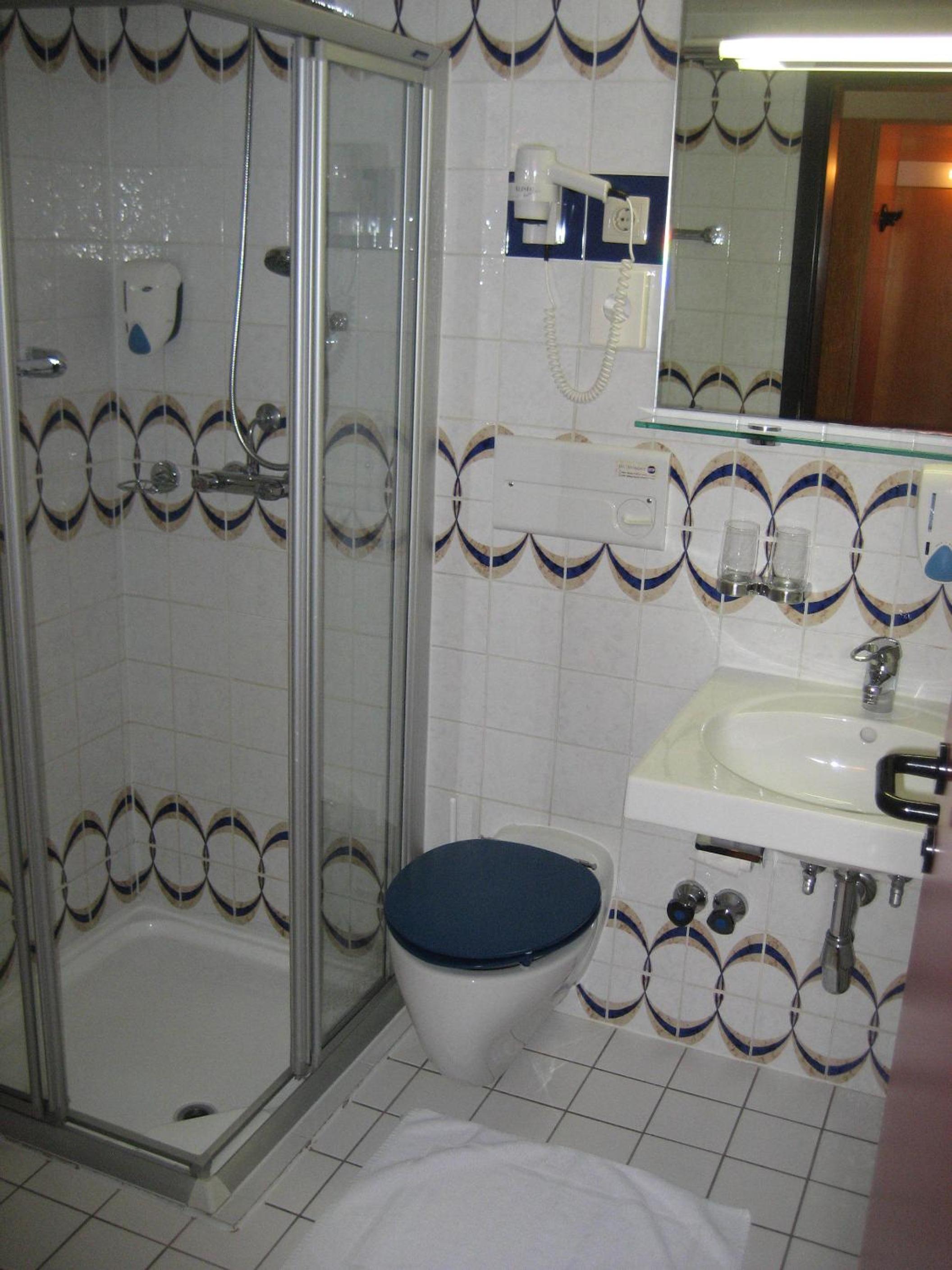 Photo 32