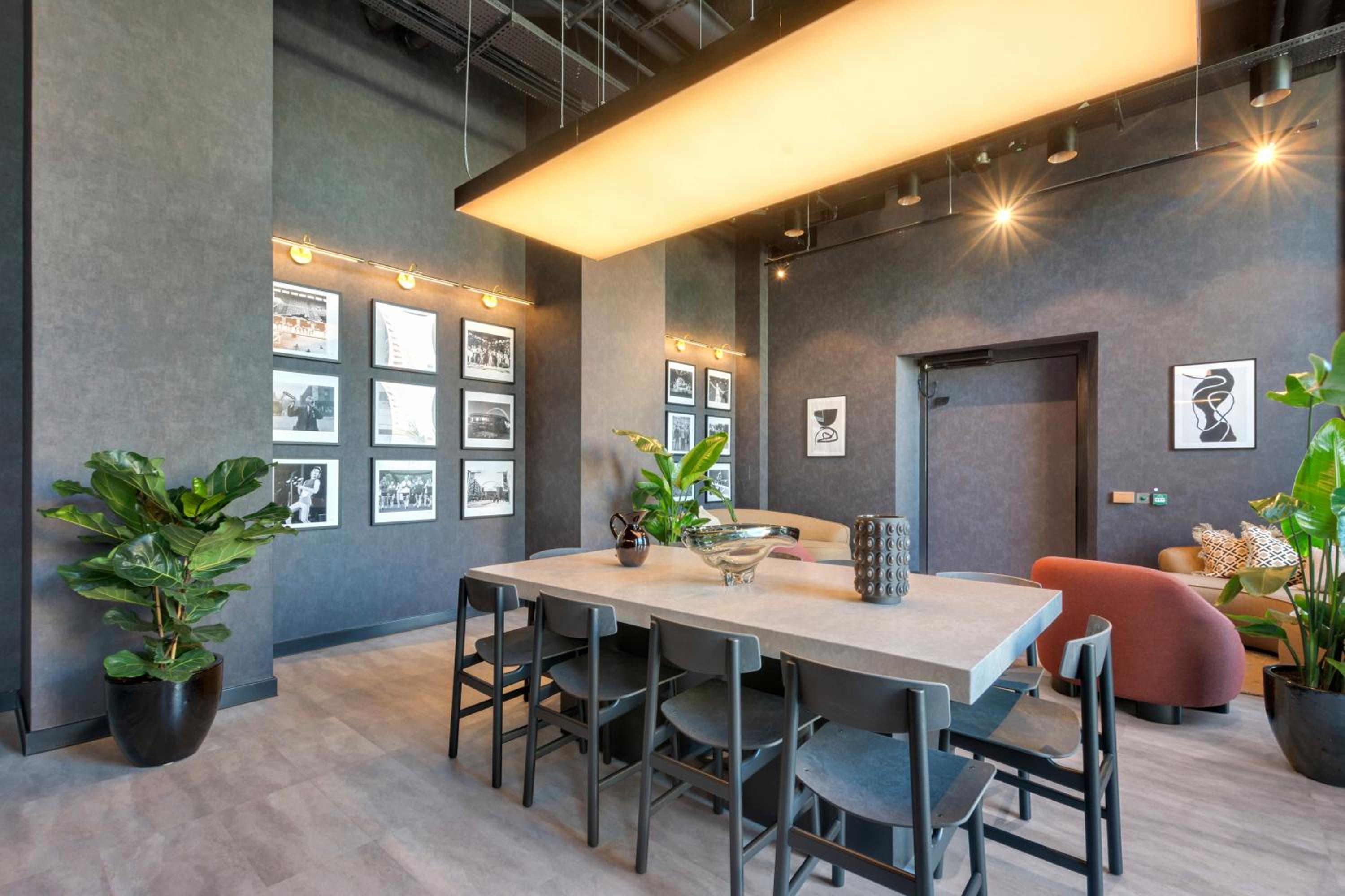 Chic Luna Apartments near Wembley Park by MySquare
