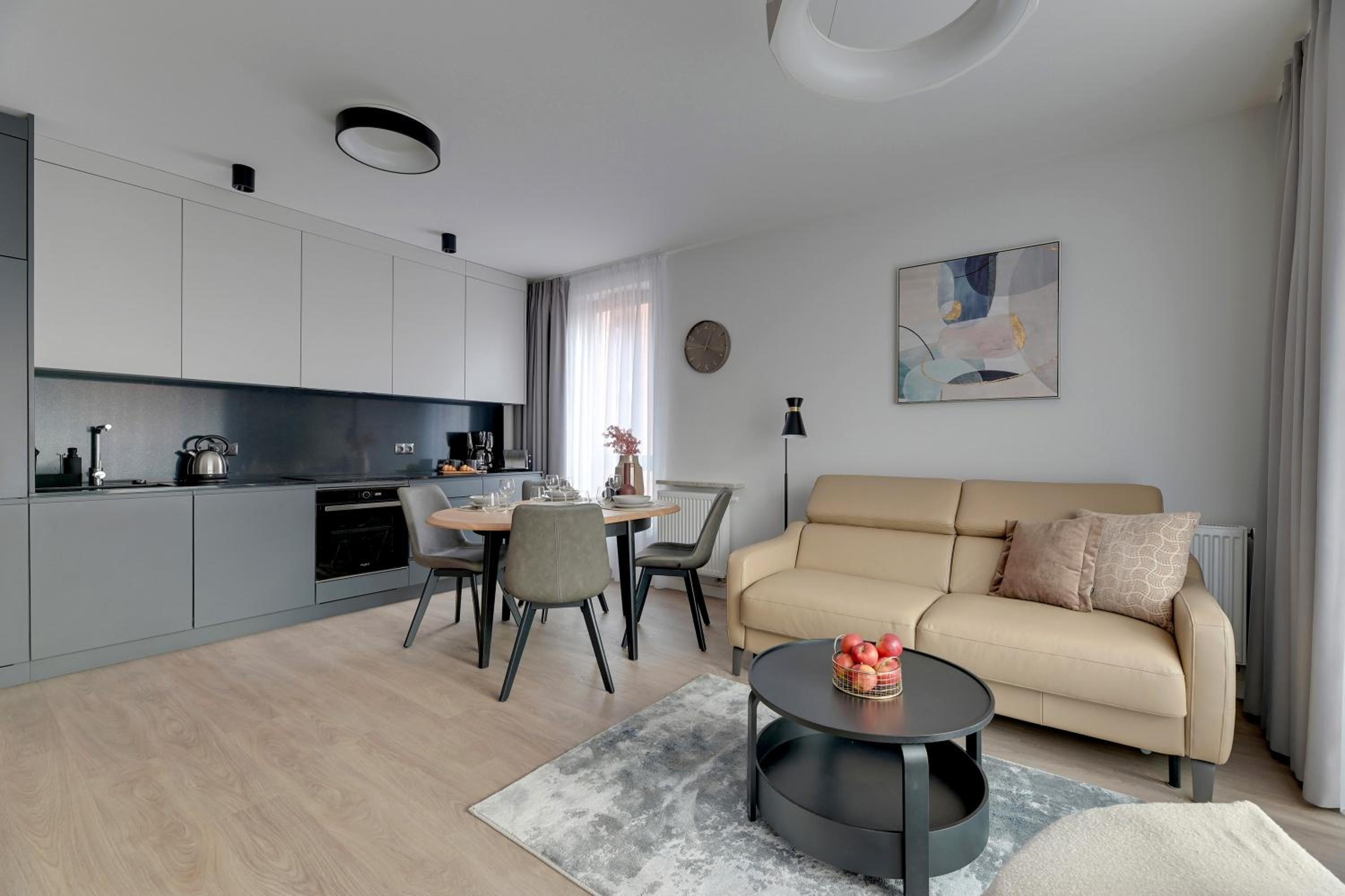Scala Suites with Parking by Lion Apartments
