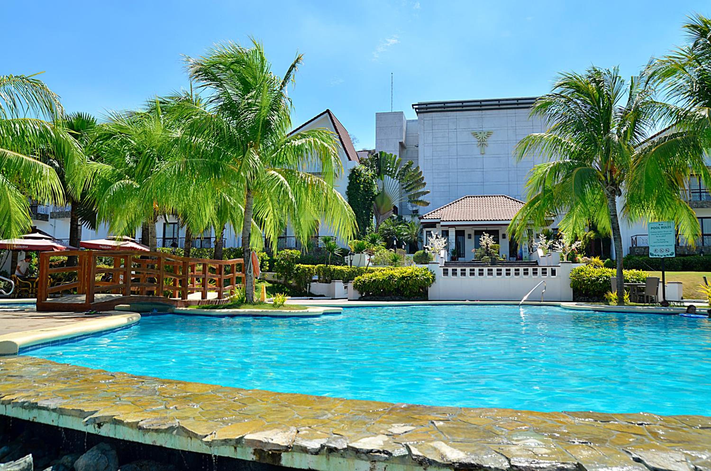 Thunderbird Resorts - Rizal