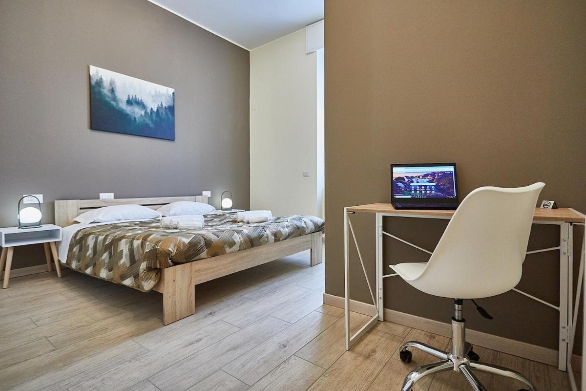 Cattaneo 65 3 bedrooms 5 minutes from lake and station w parking