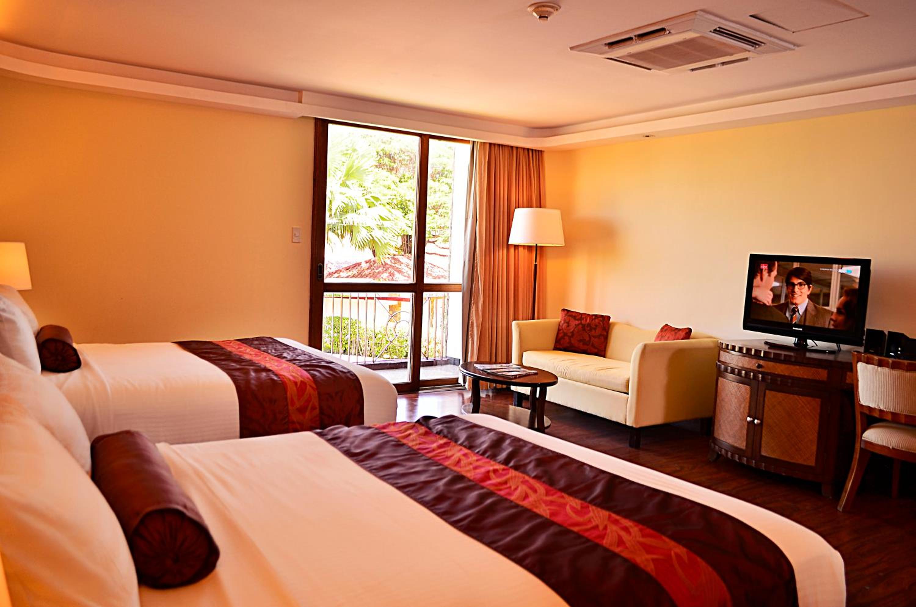 Thunderbird Resorts - Rizal
