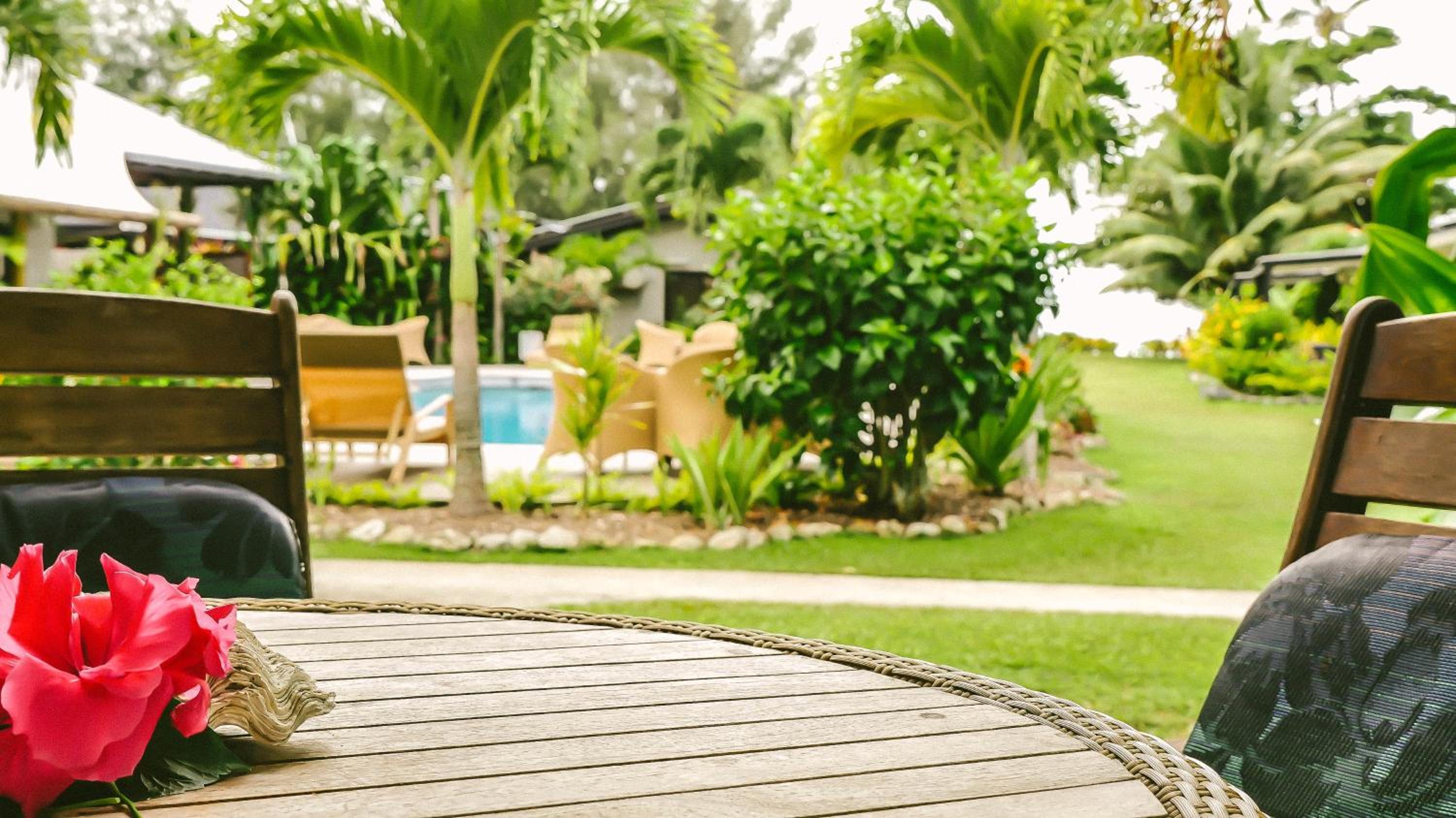 Muri Beach Resort