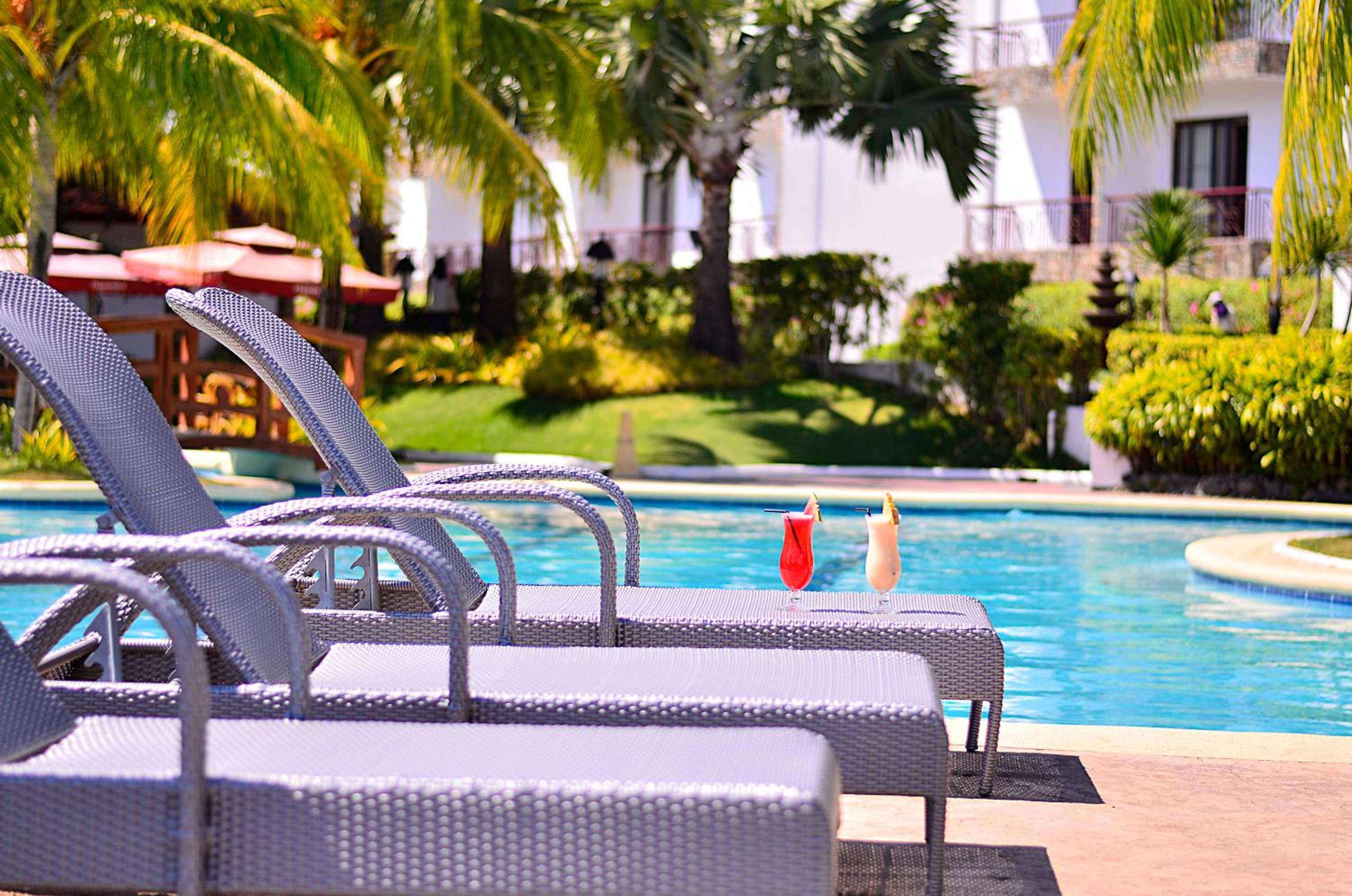 Thunderbird Resorts - Rizal