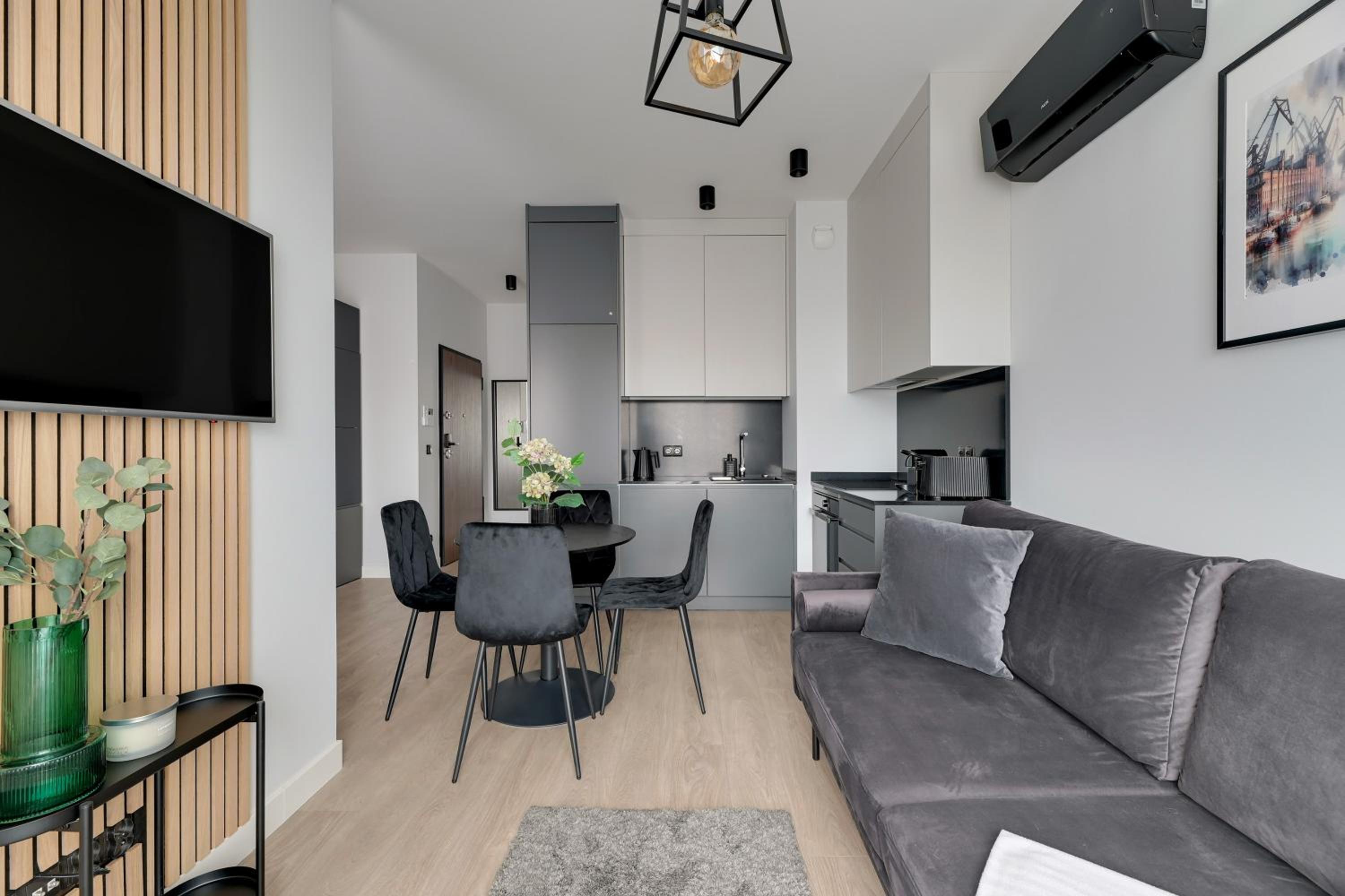 Scala City Center Apartments & Studios by Lion Apartments
