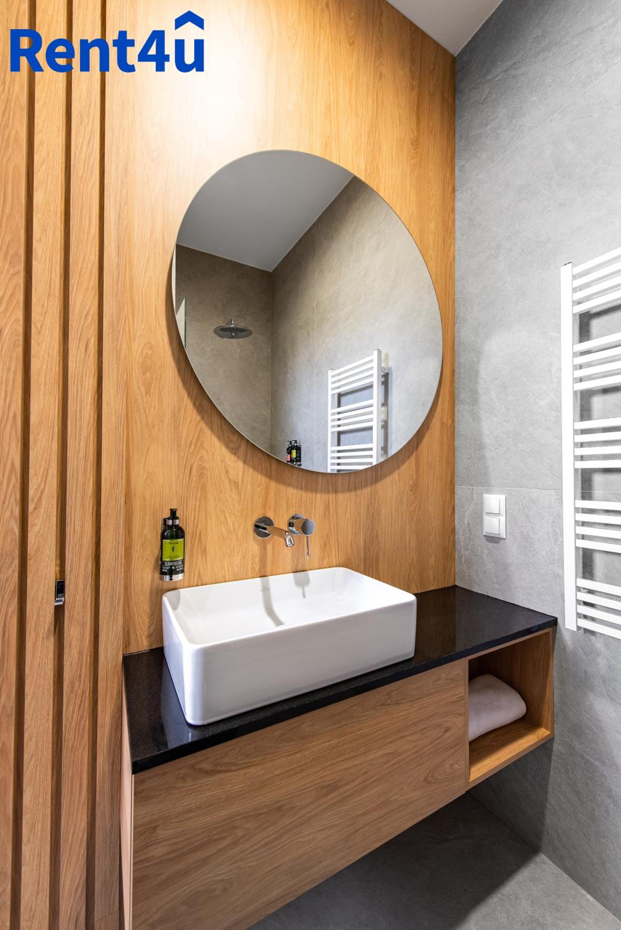Nad Zatoką Aparthotel Premium z widokiem na jezioro by Rent4You